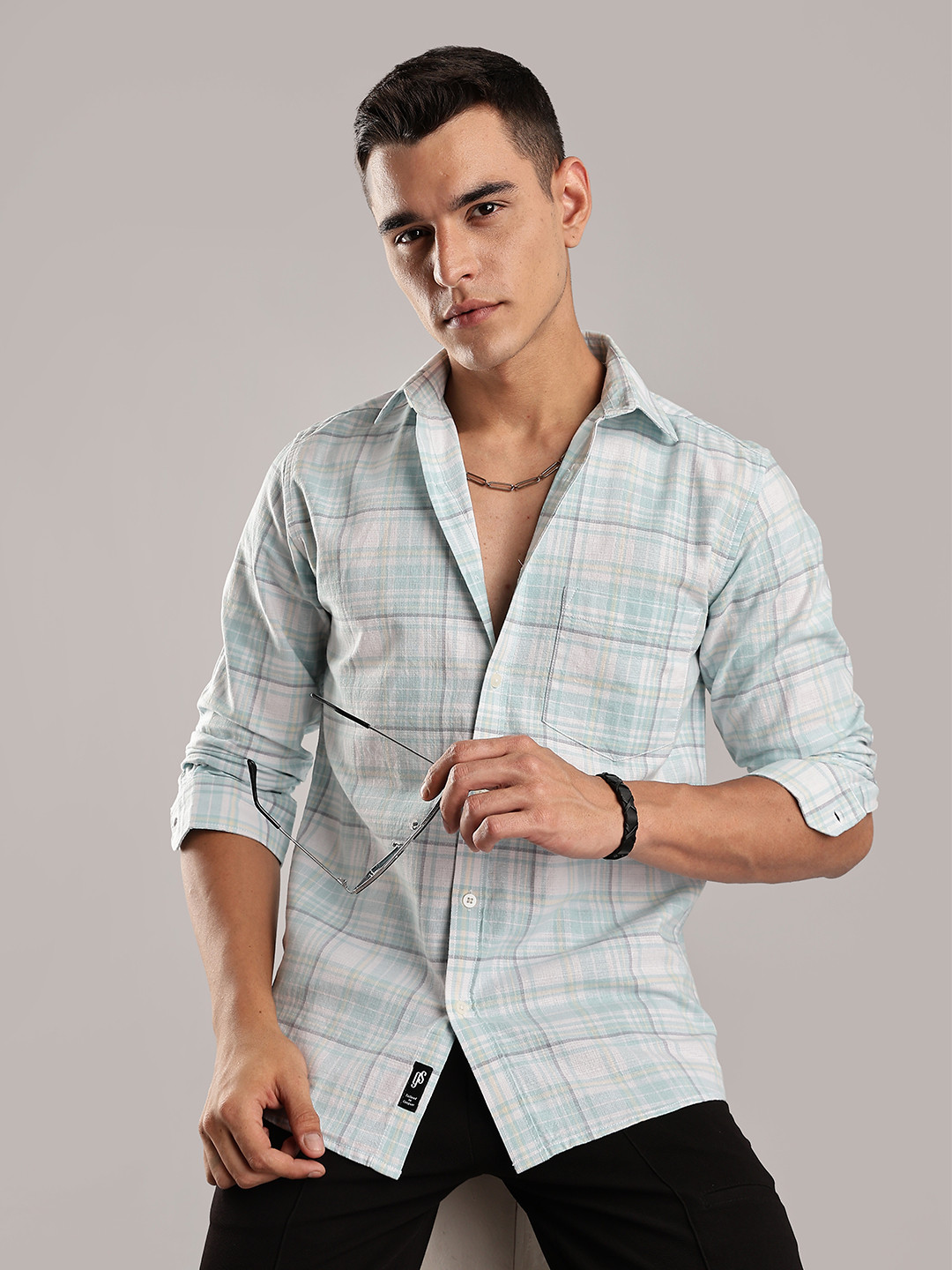Guns & Sons Men Contemporary Regular Fit Spread Collar Tartan Checked Casual Shirt