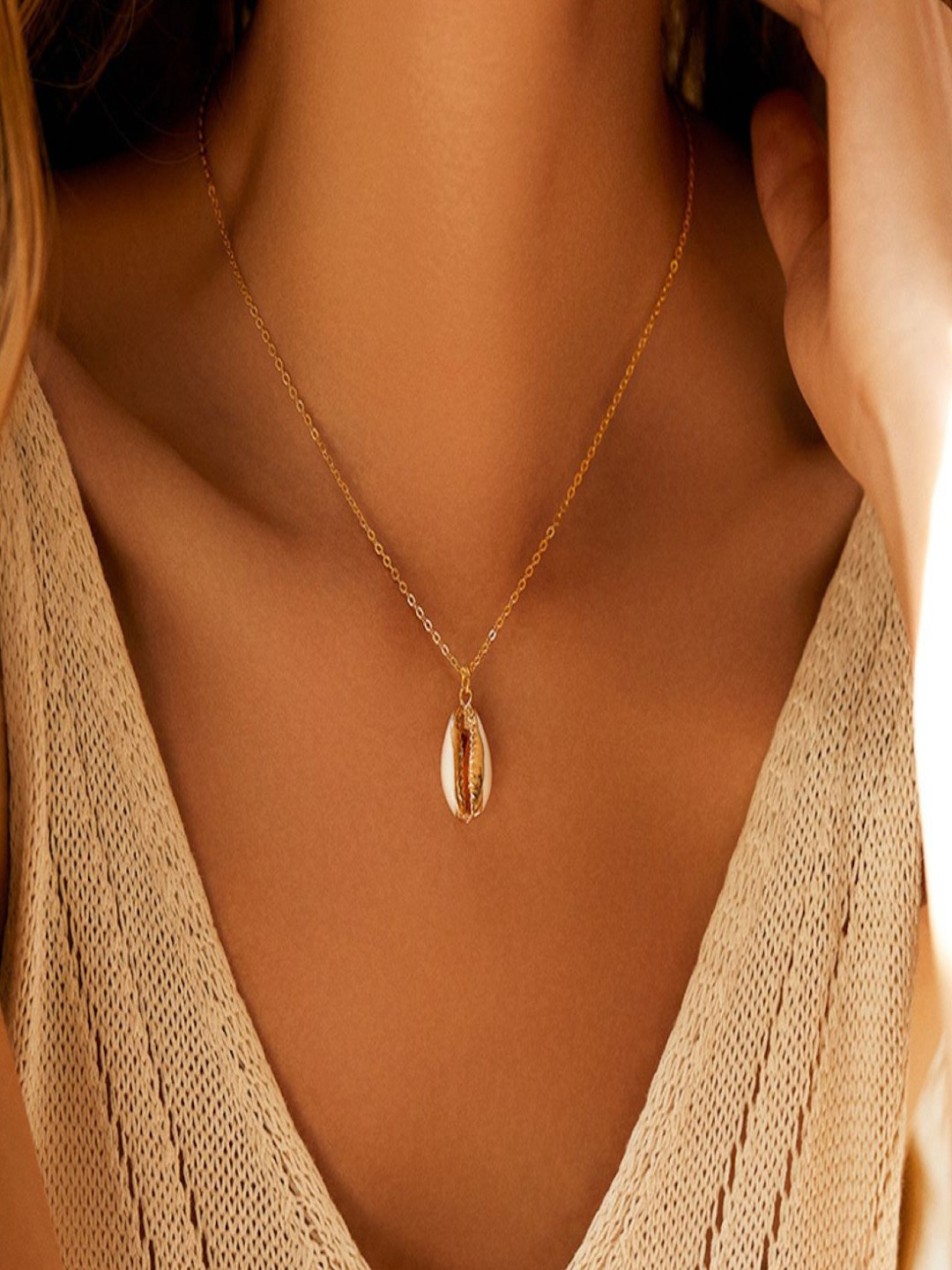 AQUASTREET18K Gold Plated Waterproof Anti-Tarnish Cowrie Shell Pendant Necklace