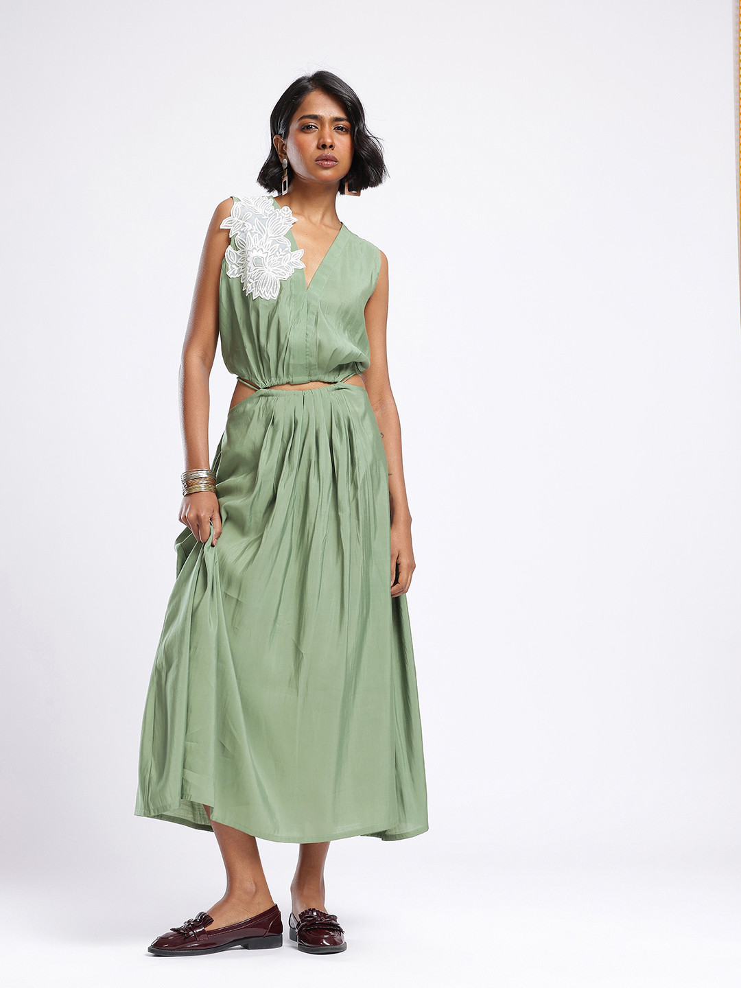 glitchez Floral Applique Cut Out Tie-Up A-Line Midi Dress