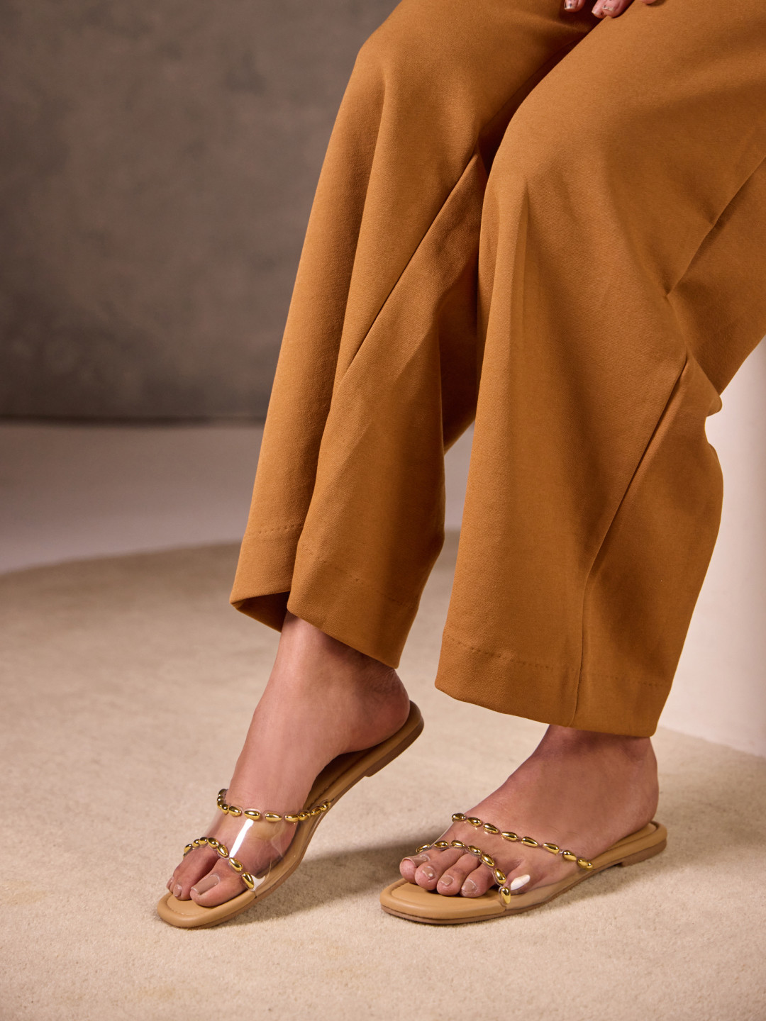 CAI Clear Gold Stud Flats