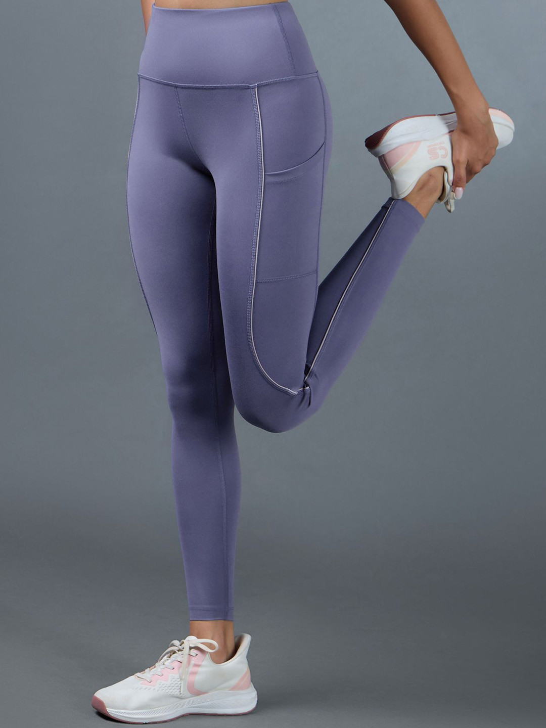 CULT Women Purple Pace Up Running Tights