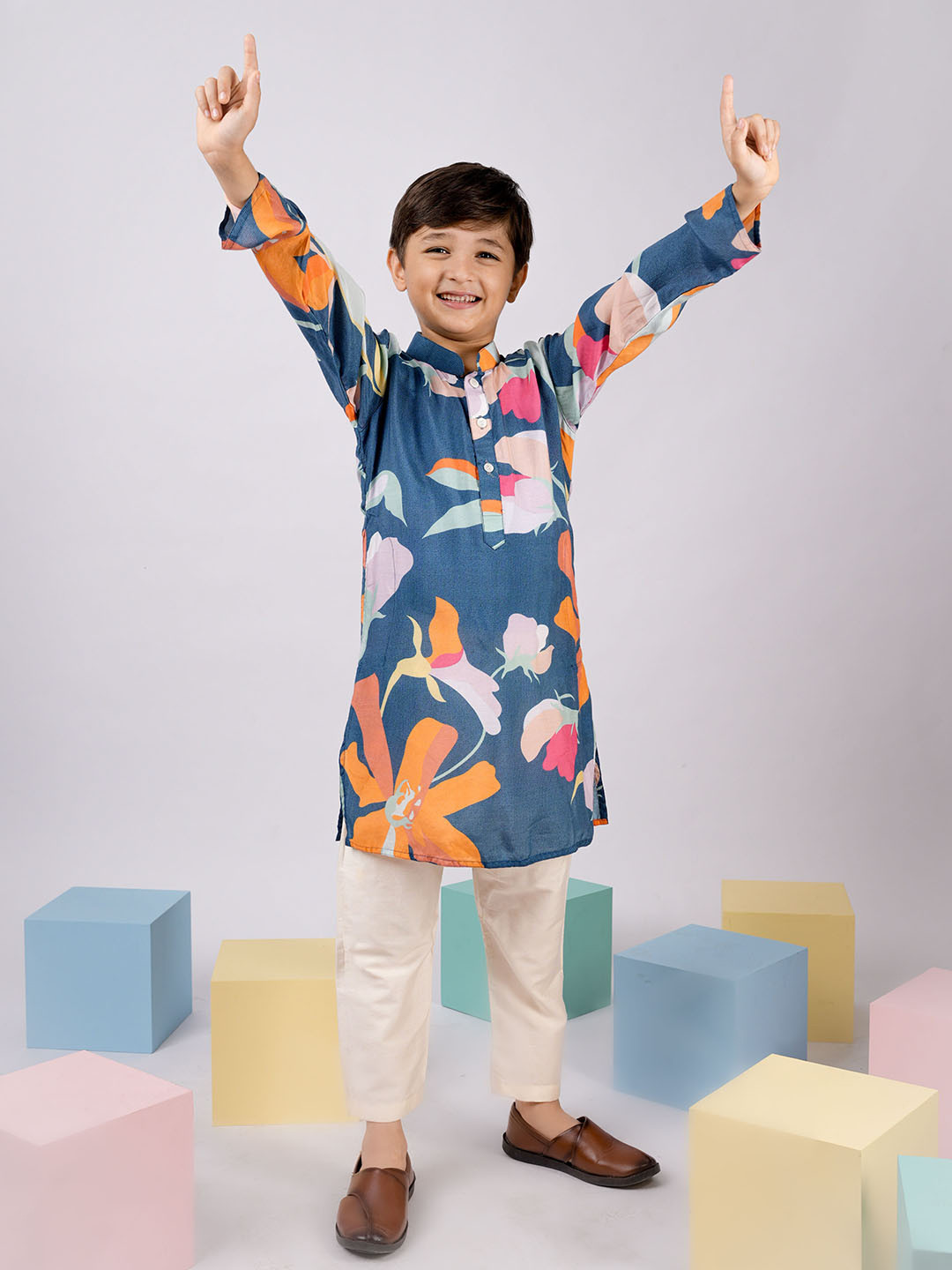 VASTRAMAY Boys Floral Printed Regular Kurta with Pyjamas