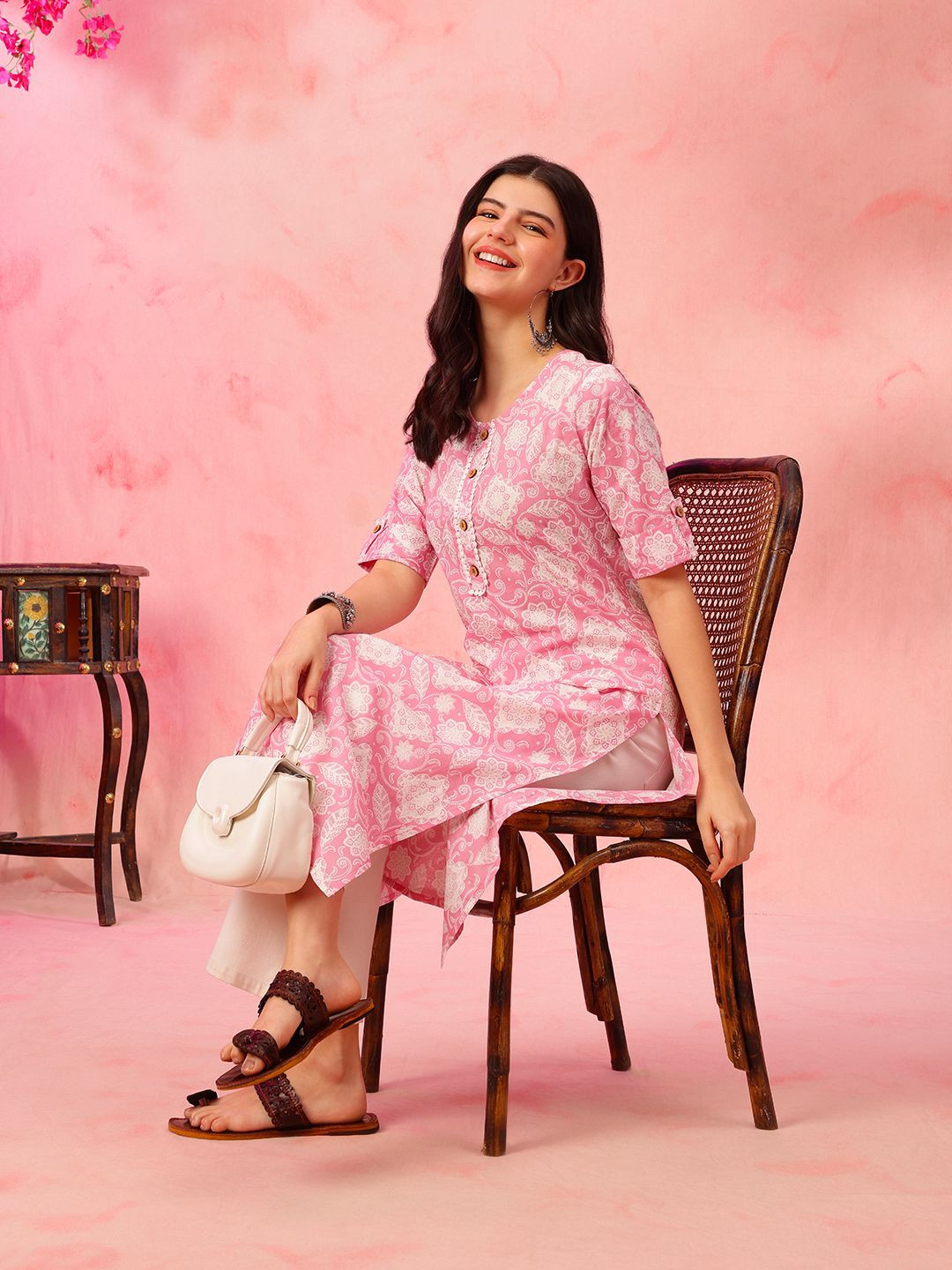 EthniFlair Floral Printed Round Neck Rolled-Up Sleeves Straight Pure Cotton Kurta