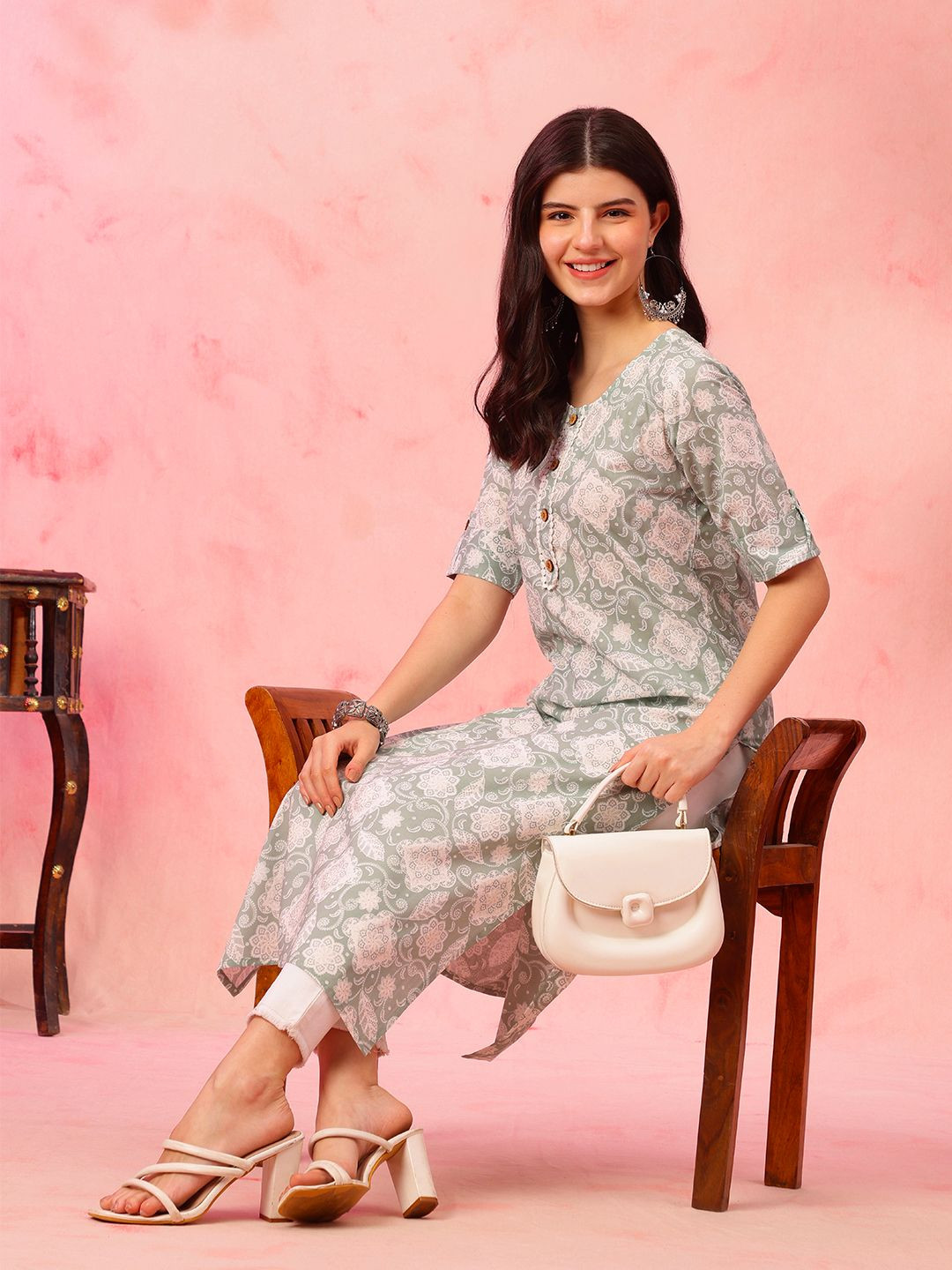 EthniFlair Floral Printed Round Neck Rolled-Up Sleeves Straight Pure Cotton Kurta