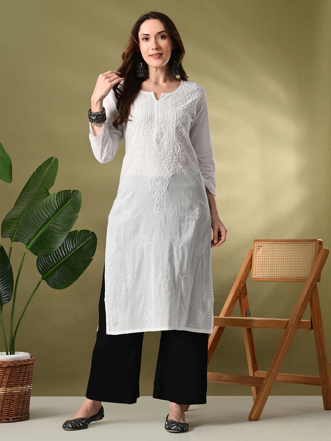 Lavantika White Chikankari Embroidered Cotton Straight Kurta