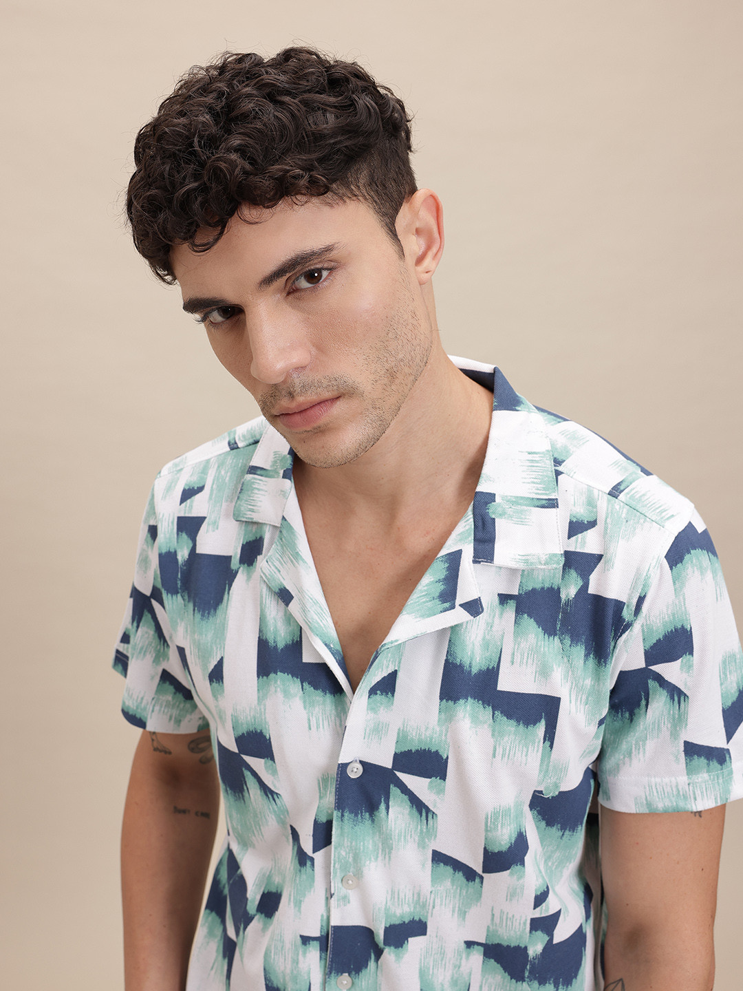 The Roadster Lifestyle Co. Men Classic Printed Casual Shirt