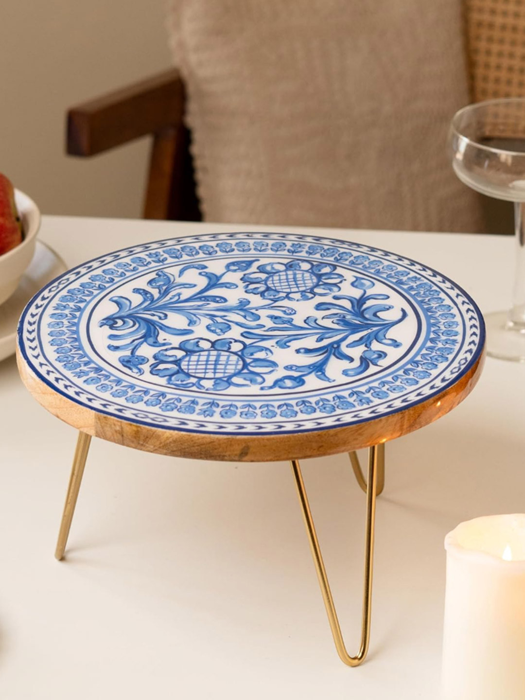 Ritualistic Holland Cake Stand