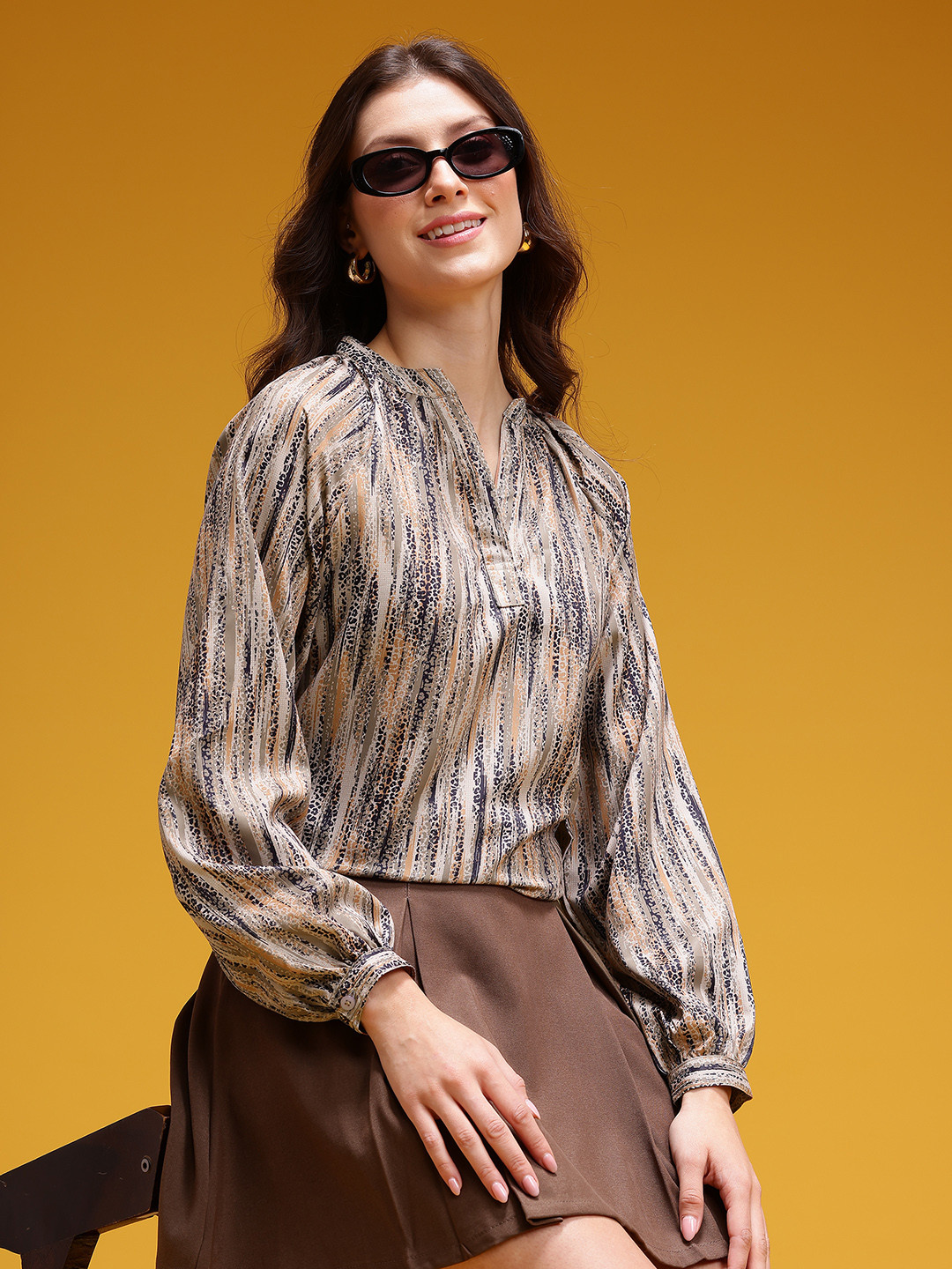 HERE&NOW Gathered Animal Print Mandarin Collar Raglan Sleeves Top