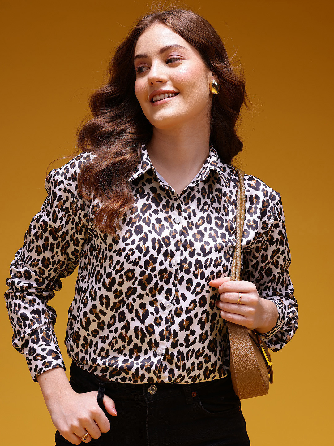 HERE&NOW Women Animal Printed Regular Fit Casual Shirt