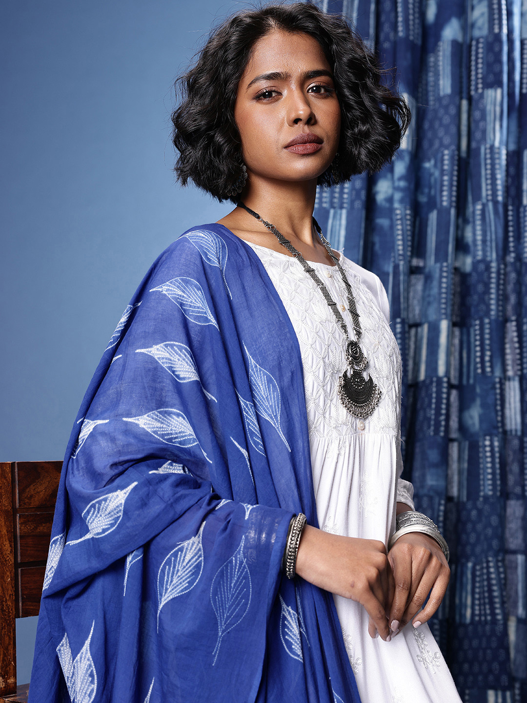 Taavi Floral Printed Shibori Dupatta