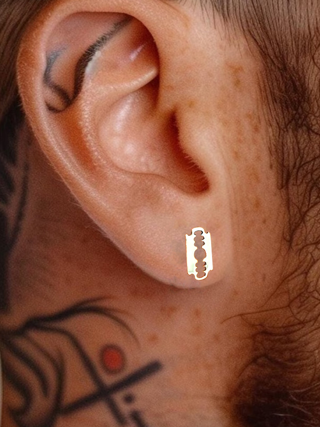 Goldnera Men 925 Sterling Silver Edge Razor Quirky Shaped Studs