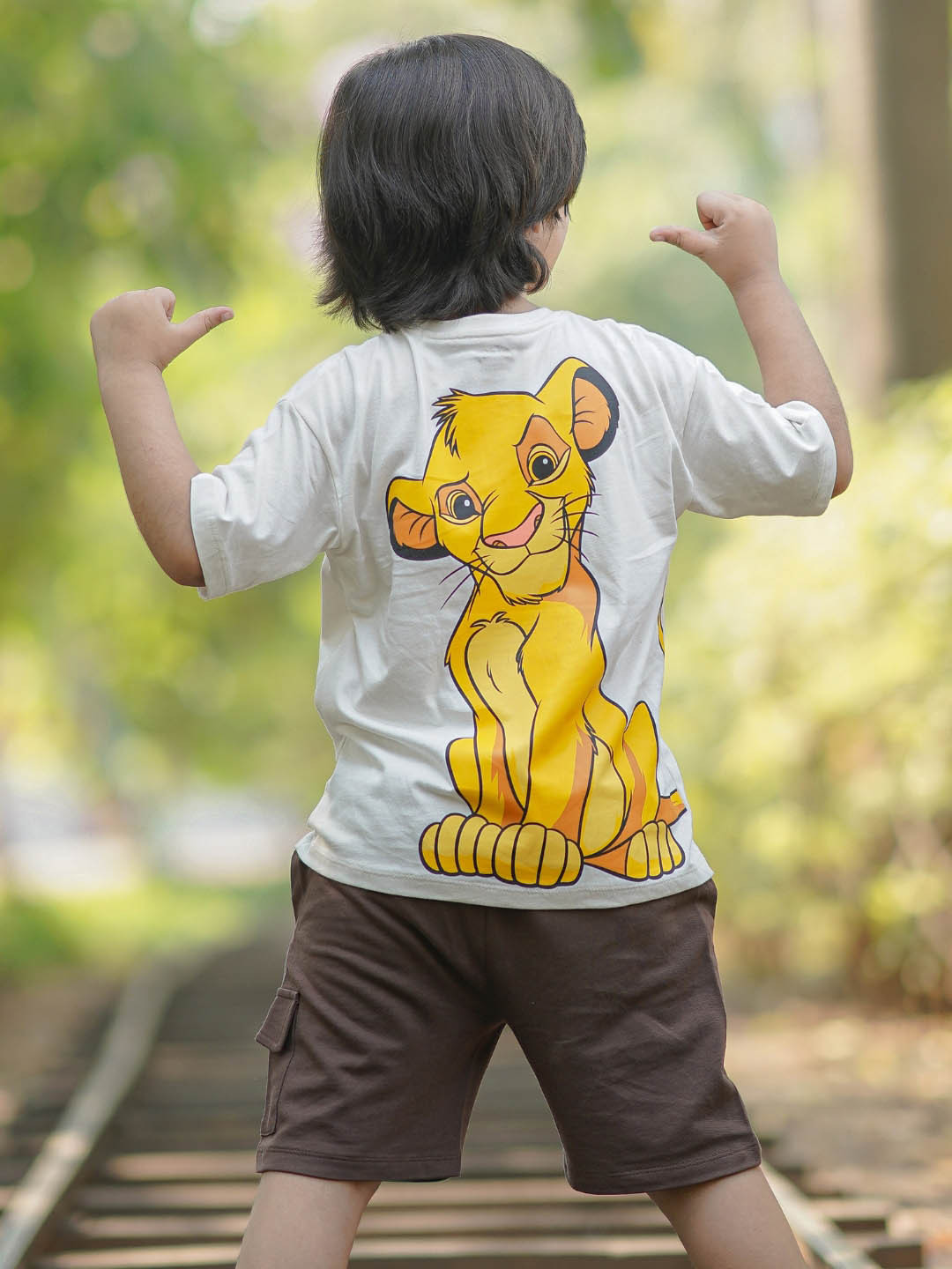 Nap Chief Kids The Lion King Simba Printed Pure Cotton T-Shirt & Cargo Shorts