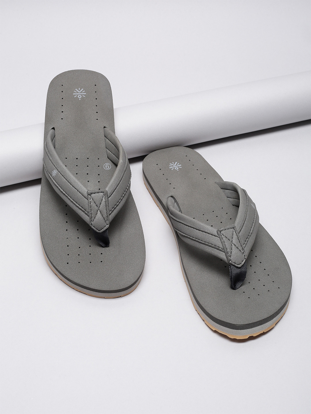 CULT Men's Breez Flip Flops - Grey