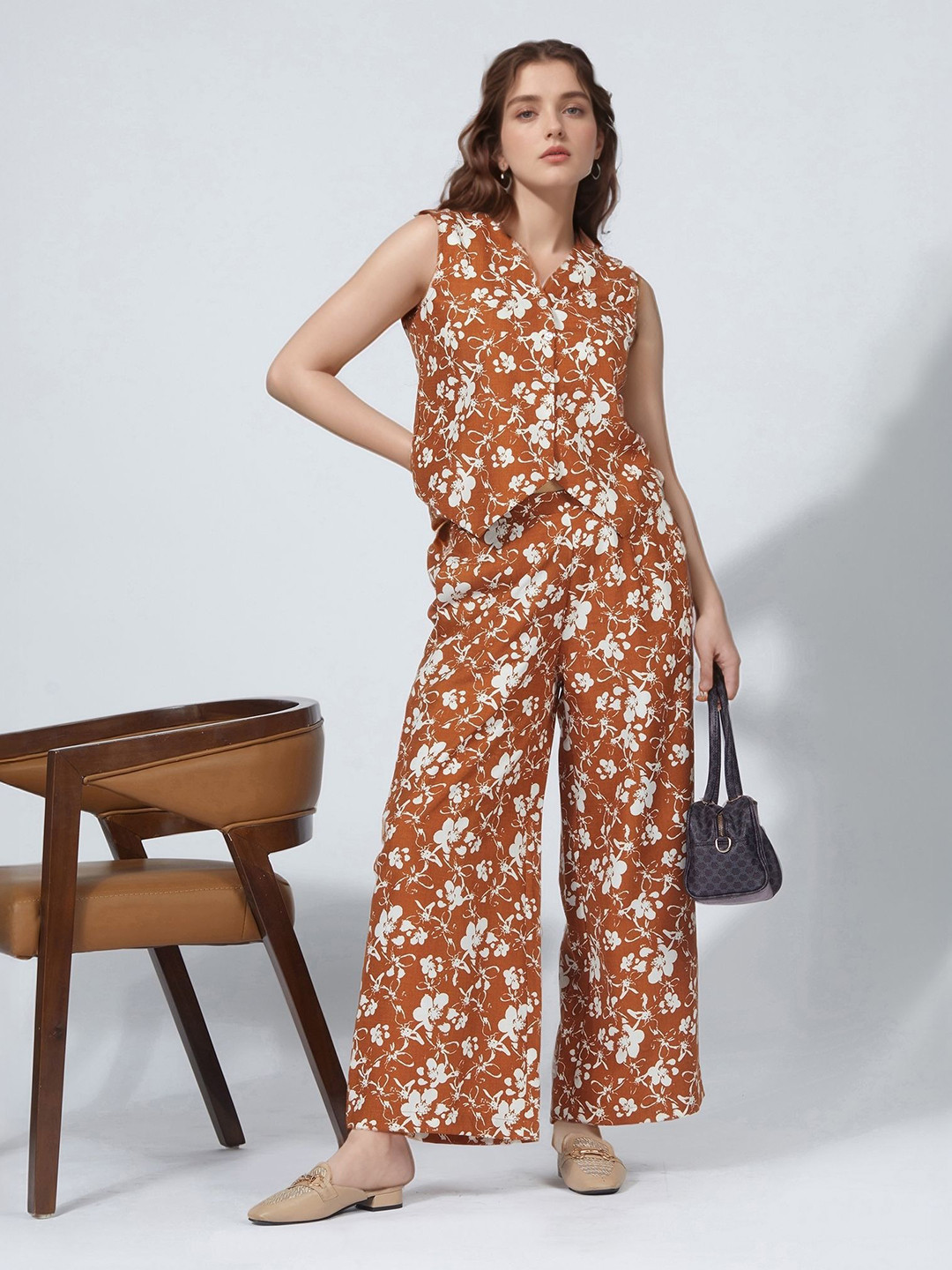 DressBerry Floral Printed V-Neck Linen Waistcoat With Palazzos