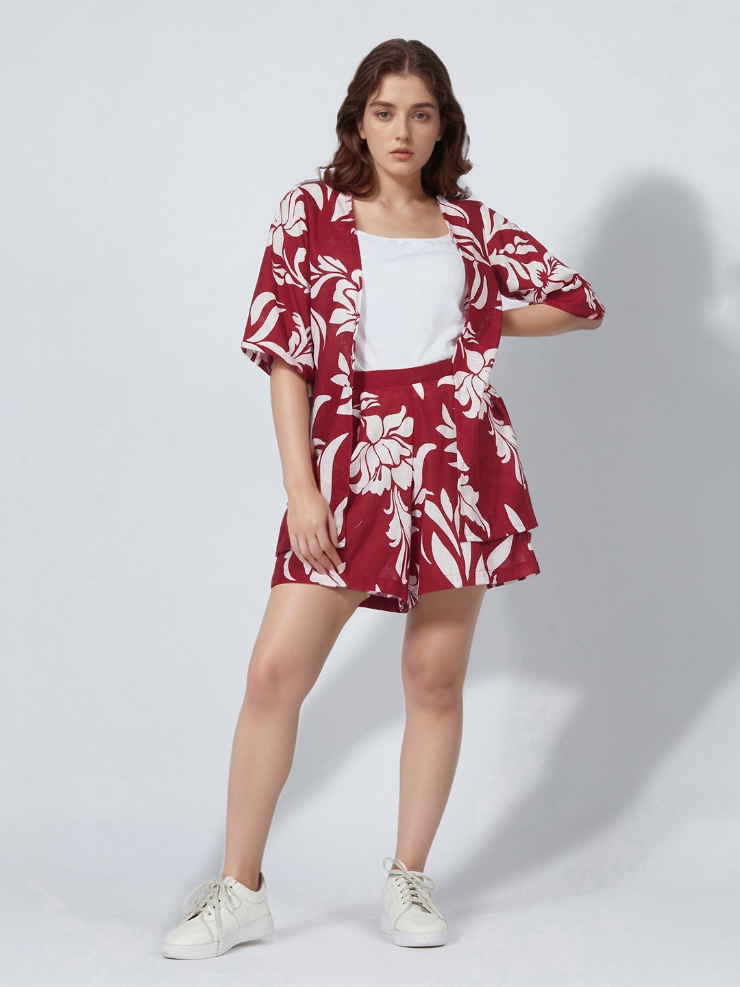DressBerry Floral Printed V-Neck Linen Shrug With Shorts