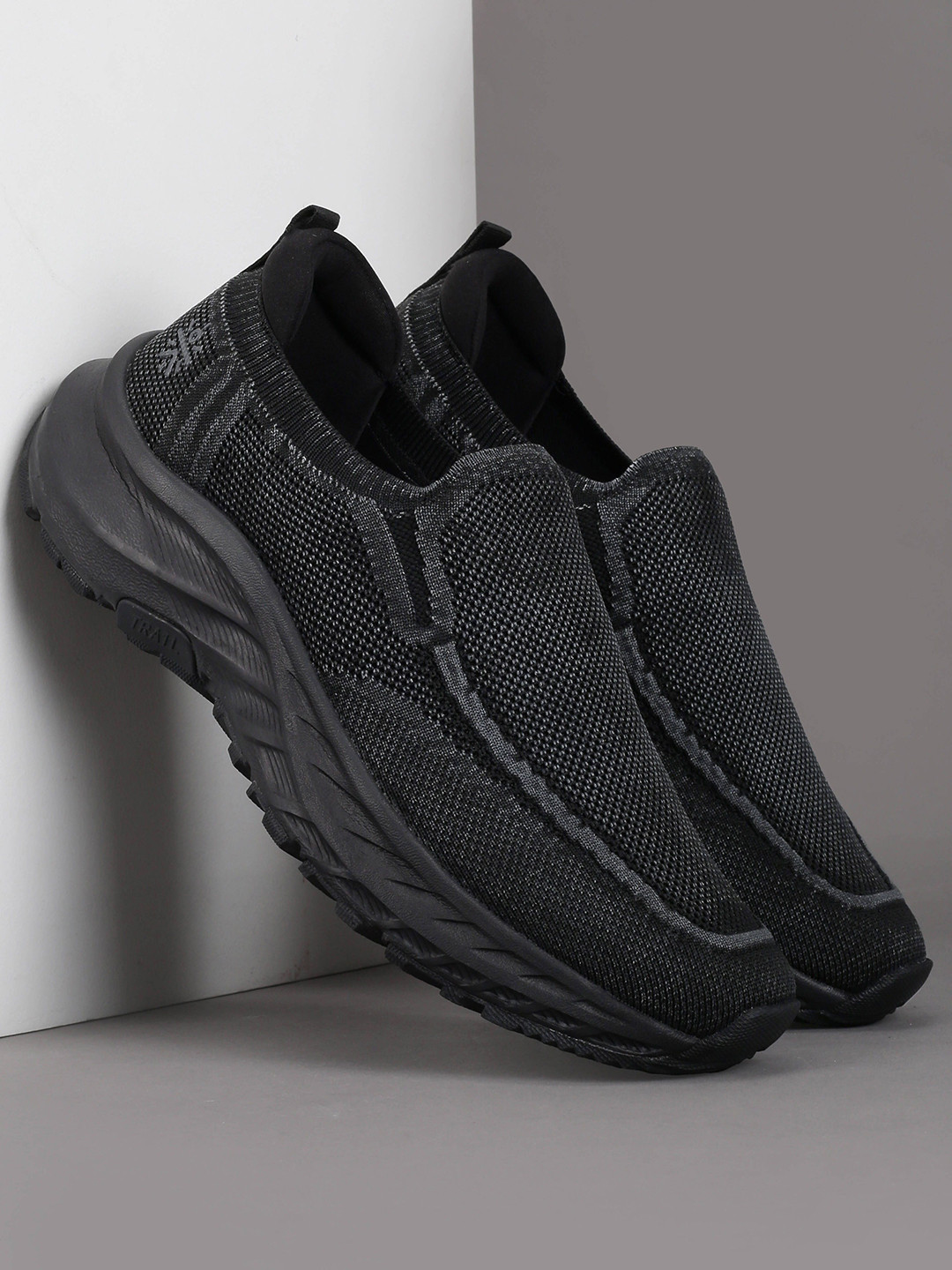 CULT Men's Fleeter Slip-On Shoes