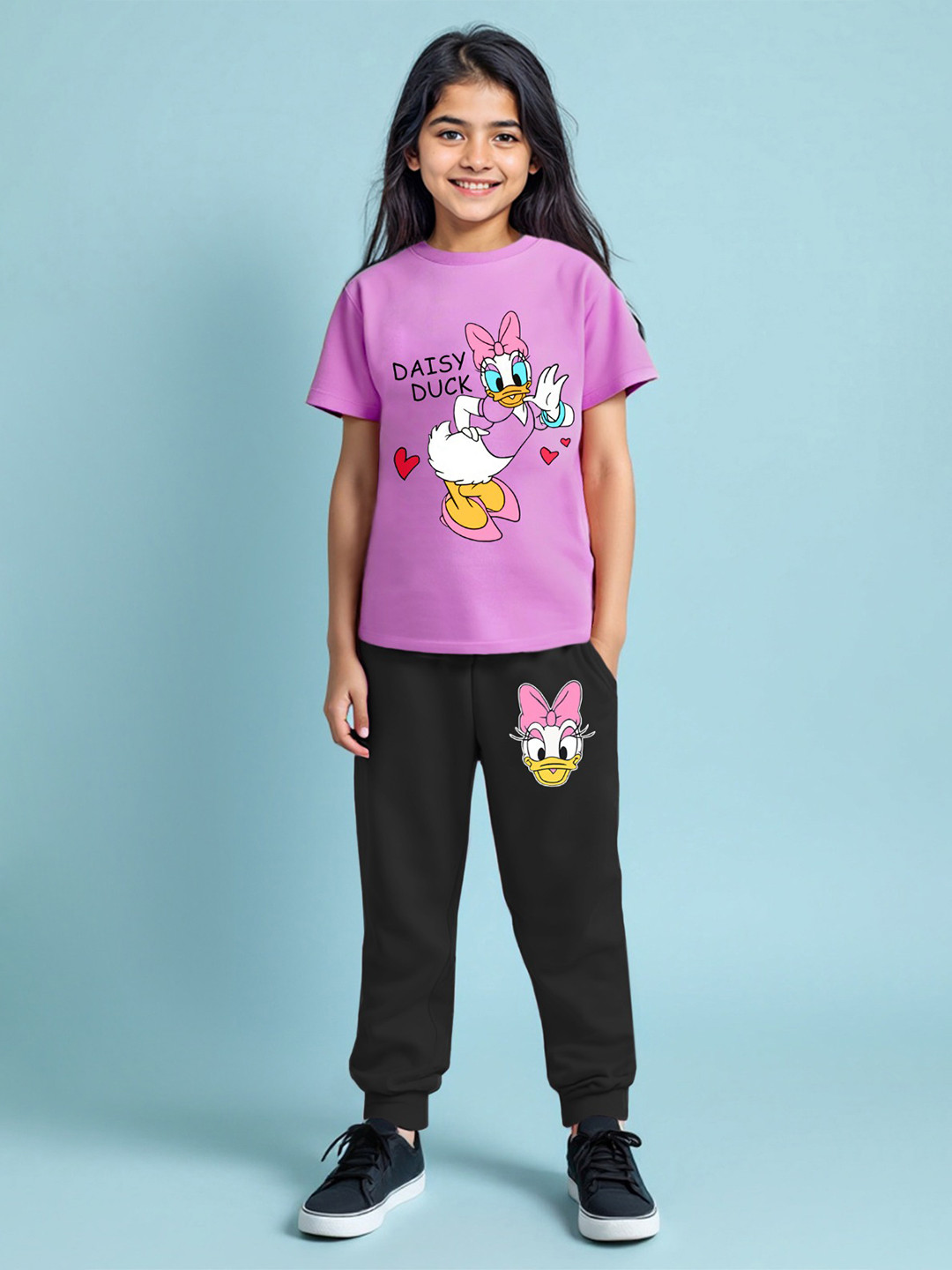 Disney By Miss and Chief Girls Daisy Duck Printed Round T-Shirt With Jogger