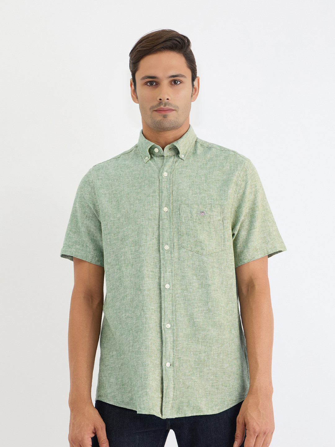 GANT Men Solid Button Down Collar Short Sleeves Shirt