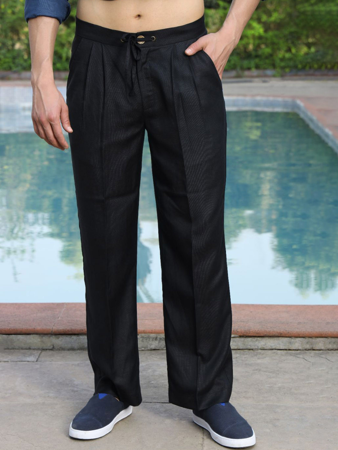 ROAR FOR GOOD Relaxed Fit Hemp Smart Casual Pleated Trouser