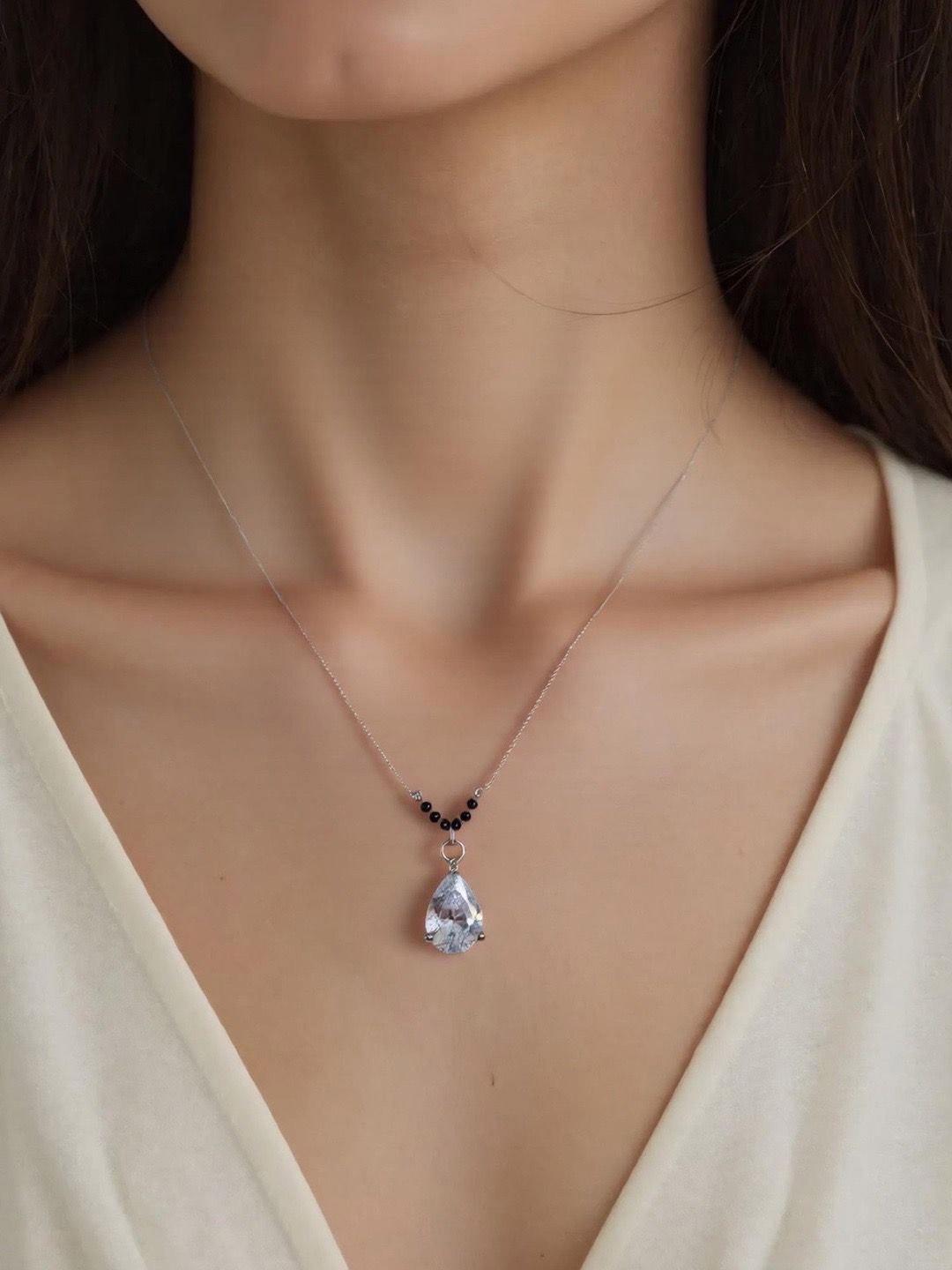 Digital Dress Room Silver-Plated Drop Solitaire Studded & Beaded Silver Mangalsutra