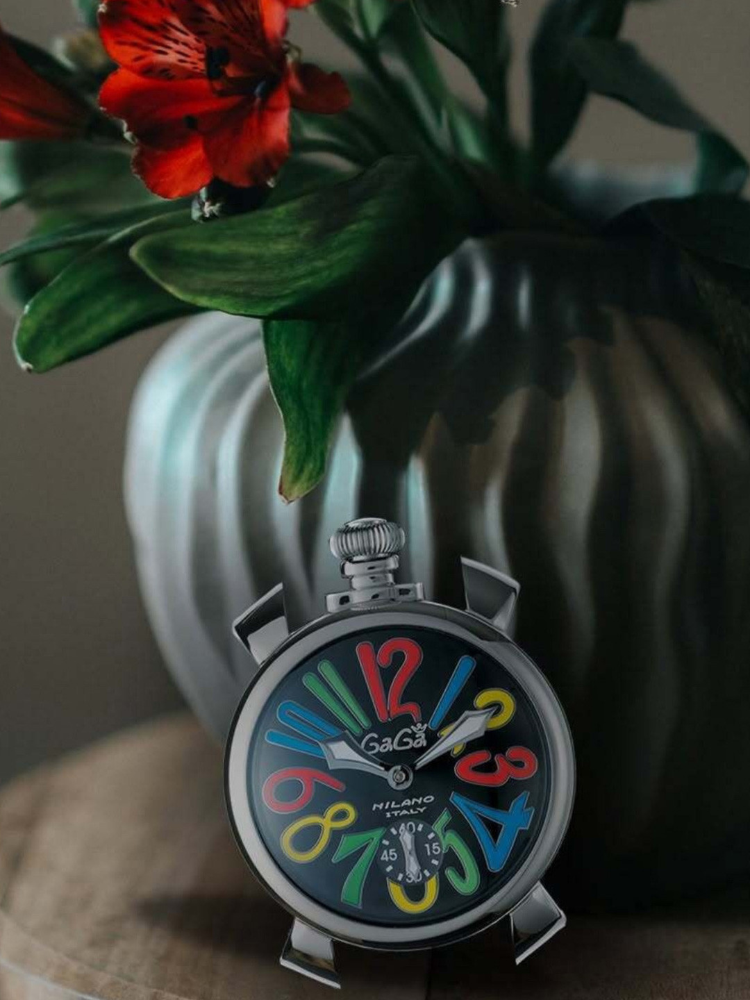 GaGa MILANO Men Dial & Leather Wrap Around Straps Analogue Motion Powered Watch 5010MN02S0LABK0