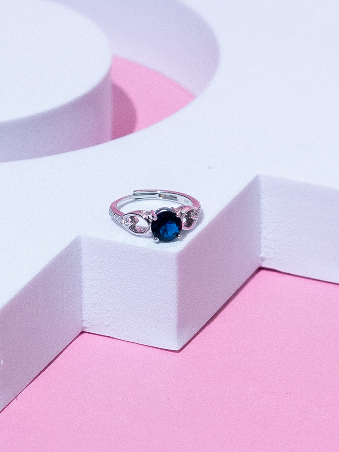 Zisthi 925 Sterling Silver Rhodium-Plated Simulated Zircon Halo Adjustable Ring