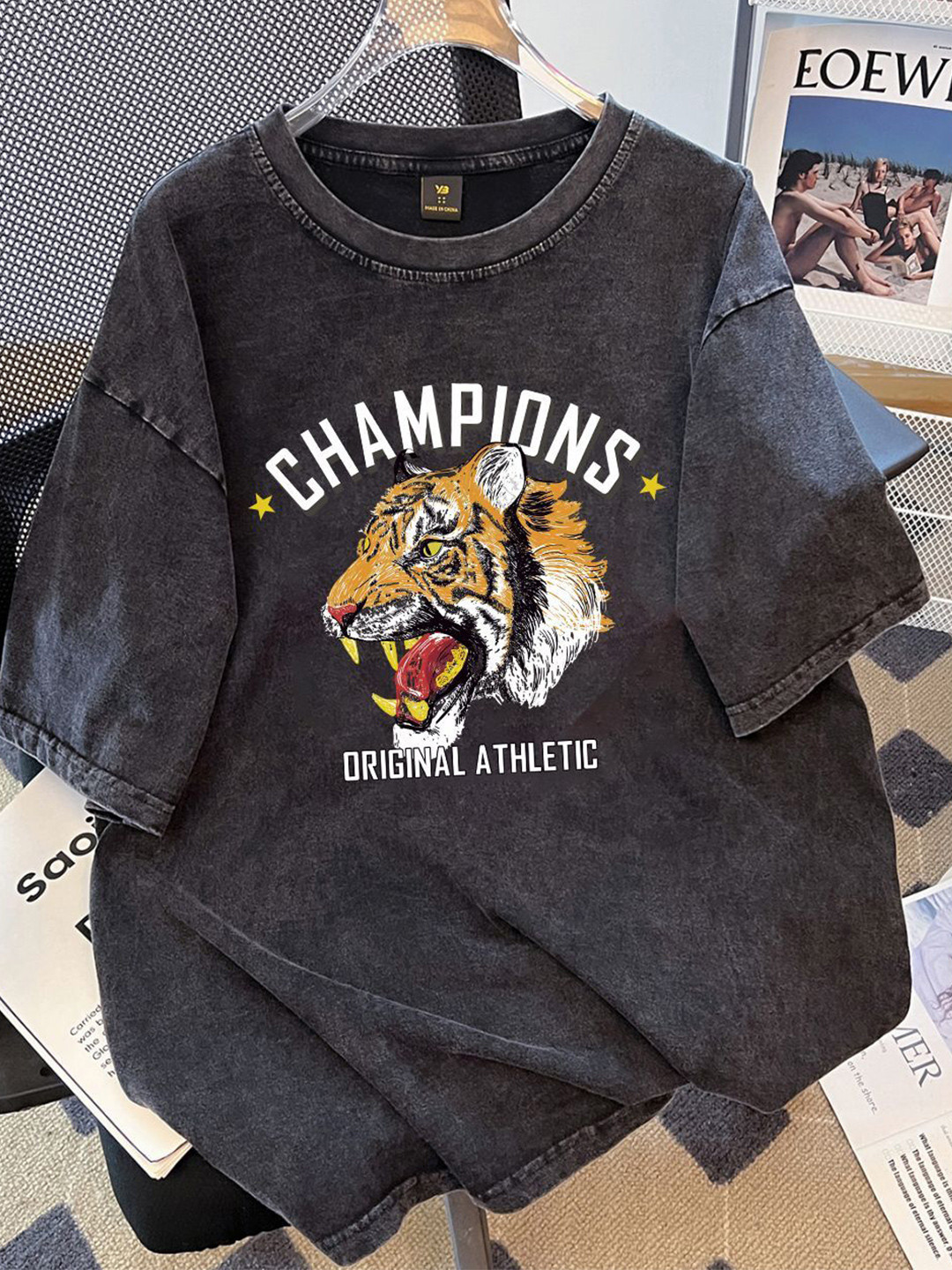 Outzidr Women Black Graphic Print Tshirts