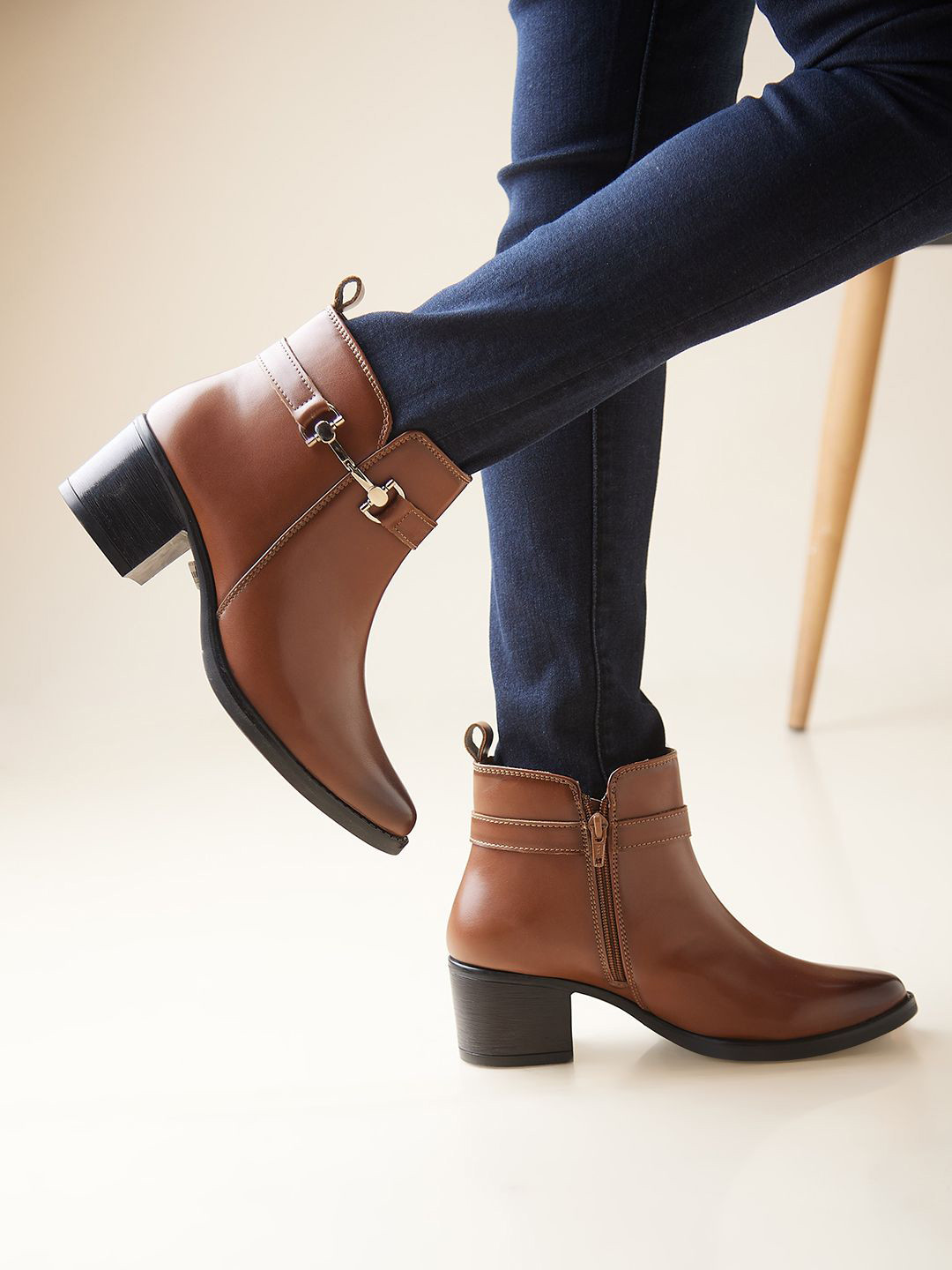 Rocia Women Block Heel Round Toe Mid-Top Ankle Height Boots