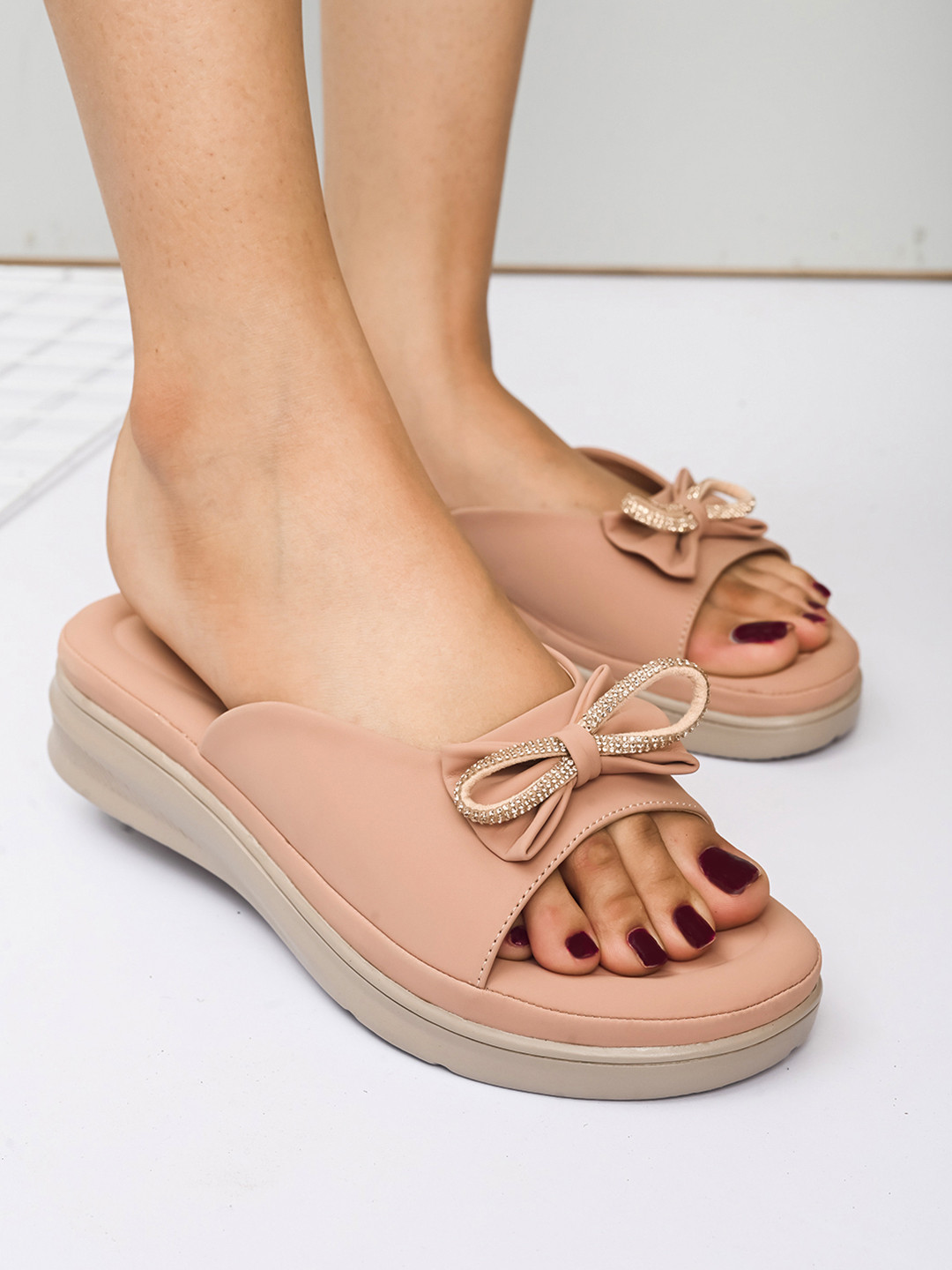 XE Looks Platform Sandals