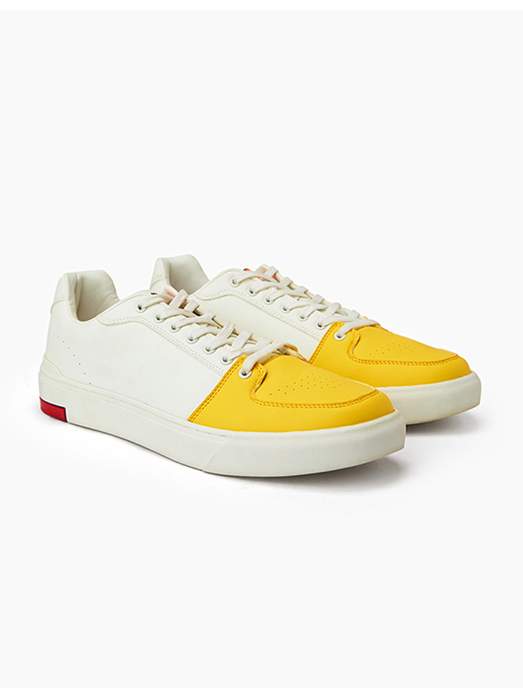 Ludic Men CSK Yellove Toe M Sneakers