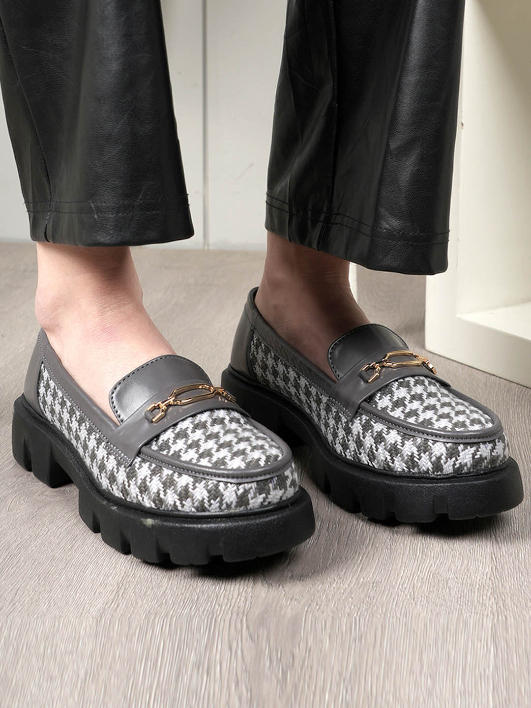 Mast & Harbour Women Block Heel Loafers