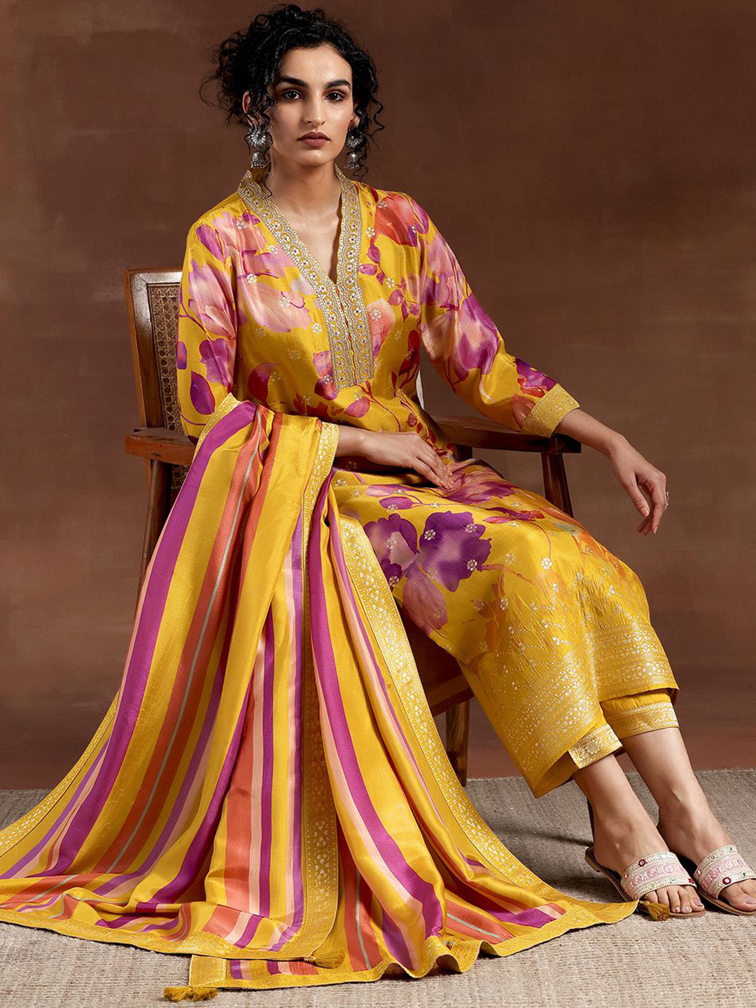Libas Women Floral Printed Regular Kurta with Trousers & With Dupatta