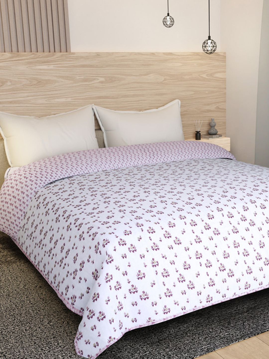 Florida Maroon & Pink Floral All-Season AC Room 300 GSM Double Bed Blanket