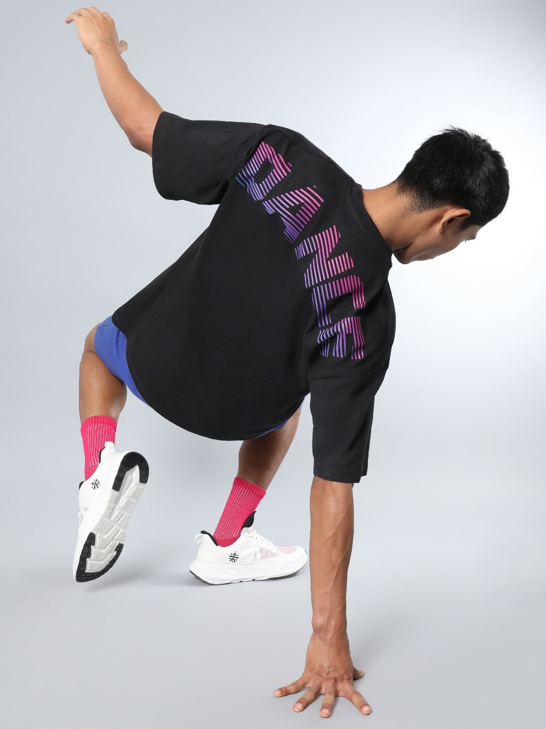 CULT Men Black Dance Back Print Oversized fit T-shirt