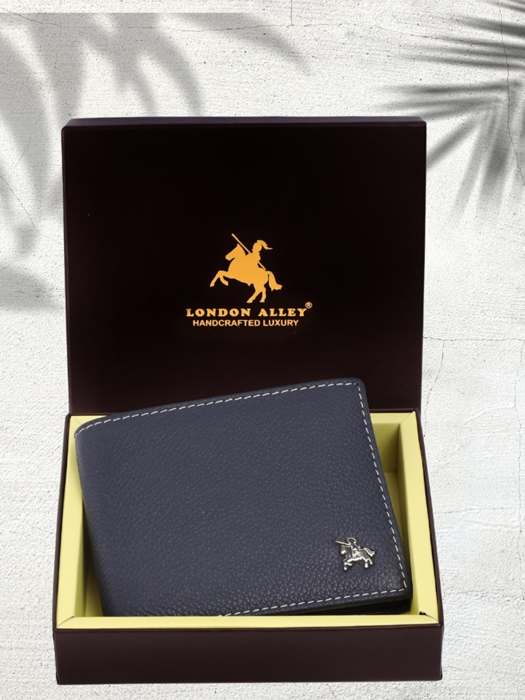 LONDON ALLEY Men Leather Two Fold Wallet With RFID Features