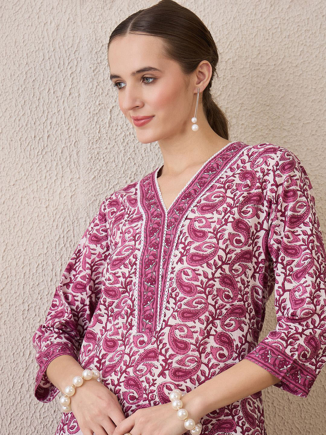 Indo Era Paisley Printed V-Neck Pure Cotton Straight Kurta With Trousers