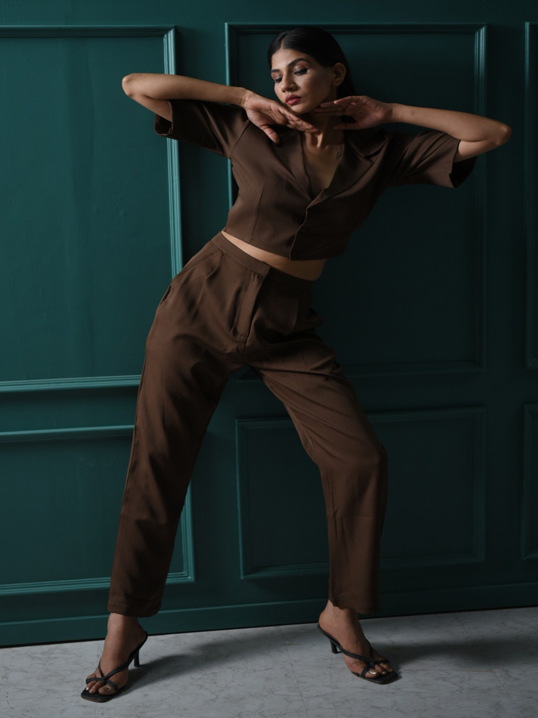 STYLESHIFT Notched Lapel Collar Crop Blazer With Trousers