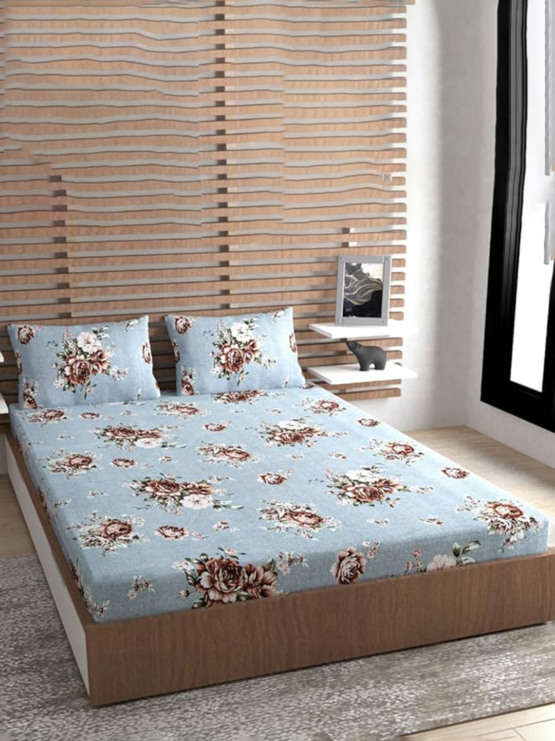 METRO LIVING Blue Floral Microfiber 130 TC Fitted Queen Bedsheet with 2 Pillow Covers-94 x 87 inches