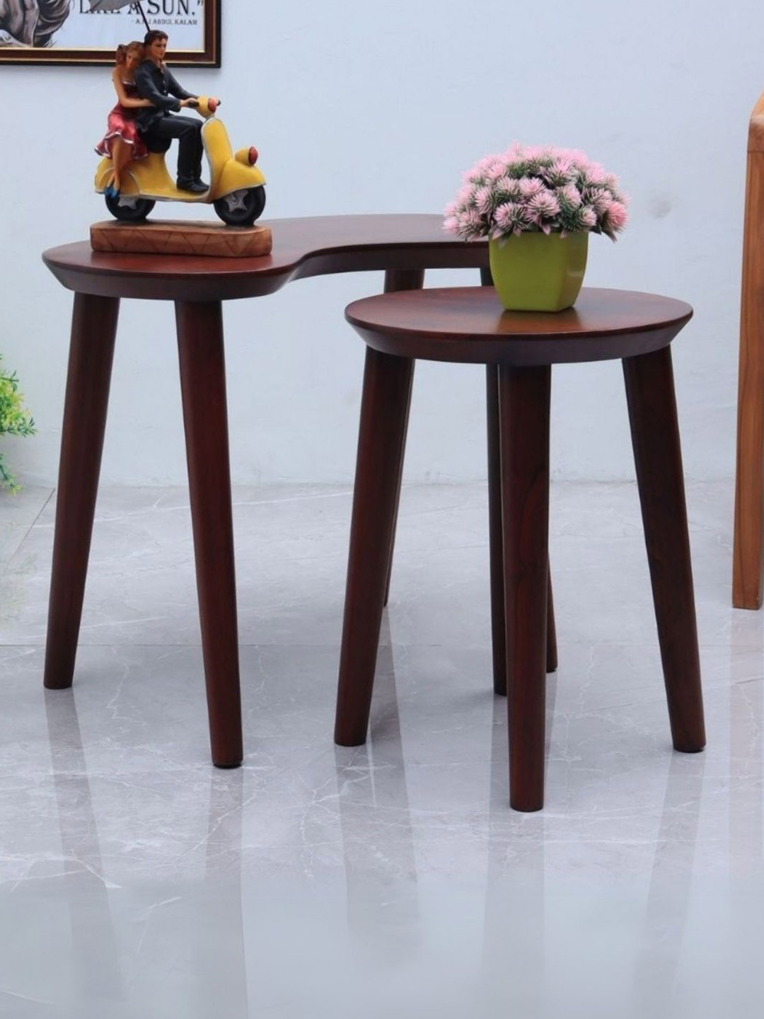 DZYN Furnitures Convo Teak 2 Pieces Brown Abstract Shaped And Round Wooden Nesting Table