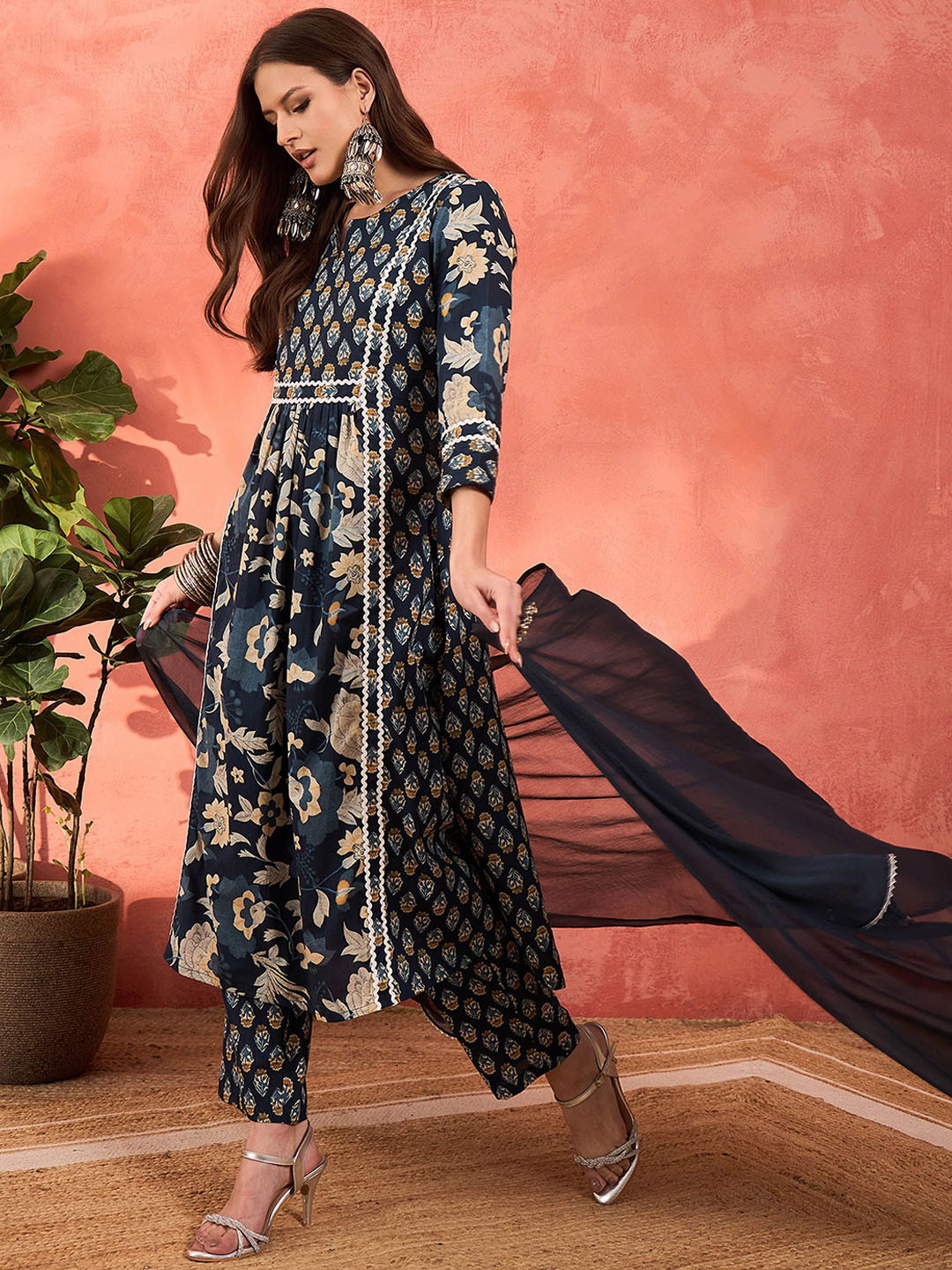 Shae by SASSAFRAS Floral Printed Notch Neck Pure Cotton Aline Kurta Trousers & Dupatta