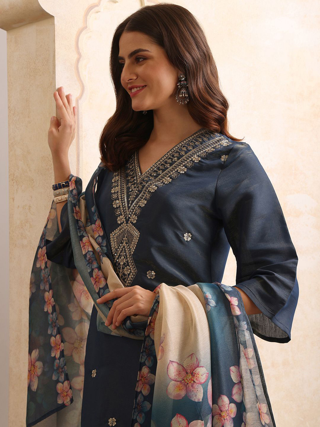 Sangria Embroidered & Floral Printed Straight Kurta & Salwar With Dupatta