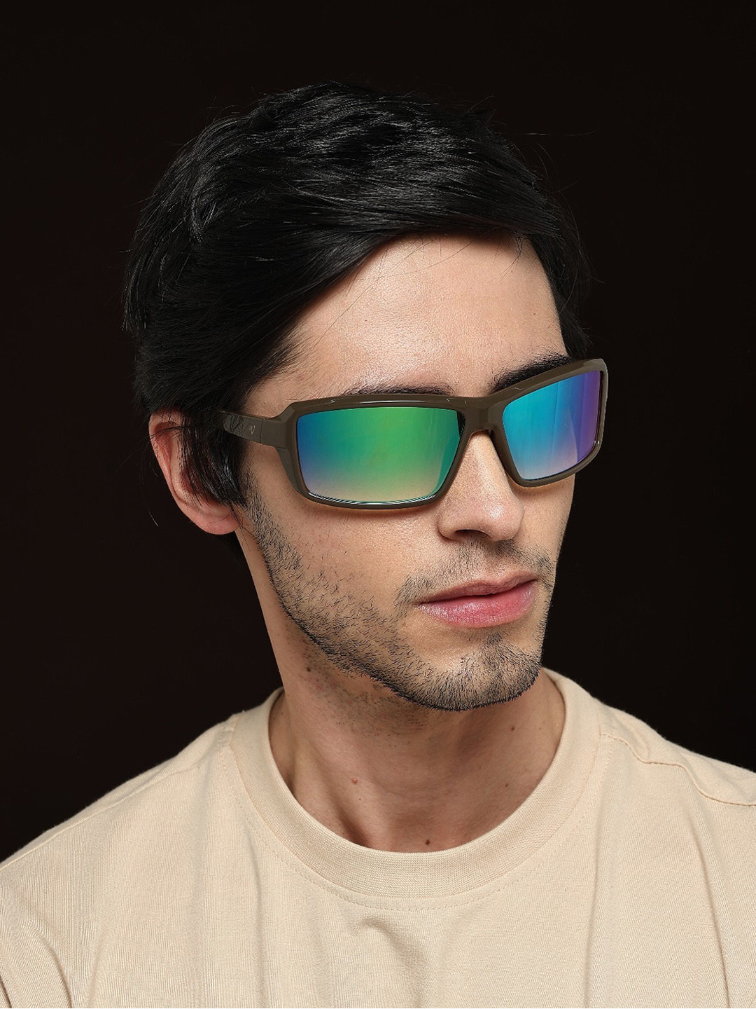 Vintage Unisex Sports Sunglasses with Polarised and UV Protected Lens Forbidden Col 334