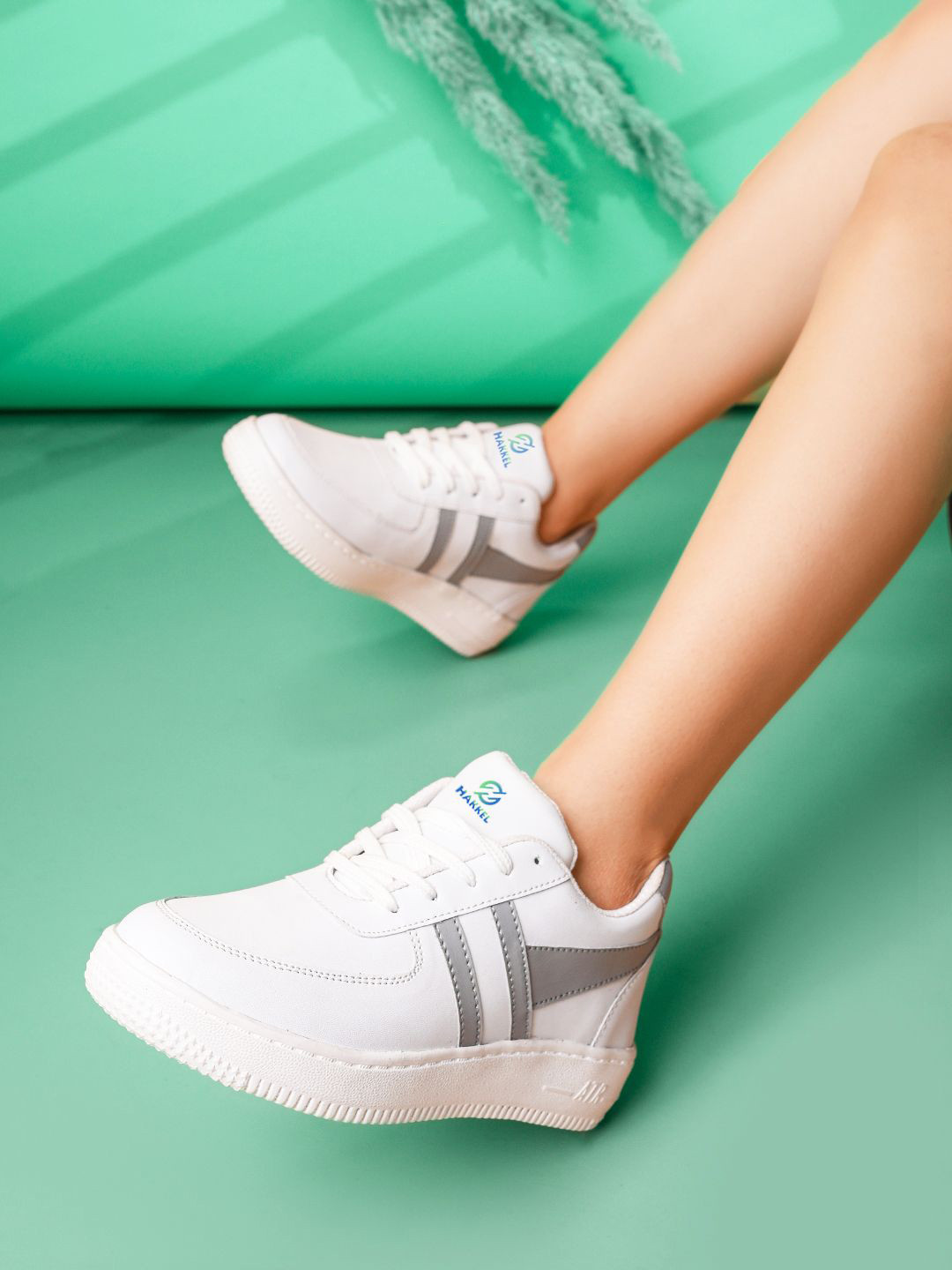 HAKKEL Women Colourblocked Sneakers