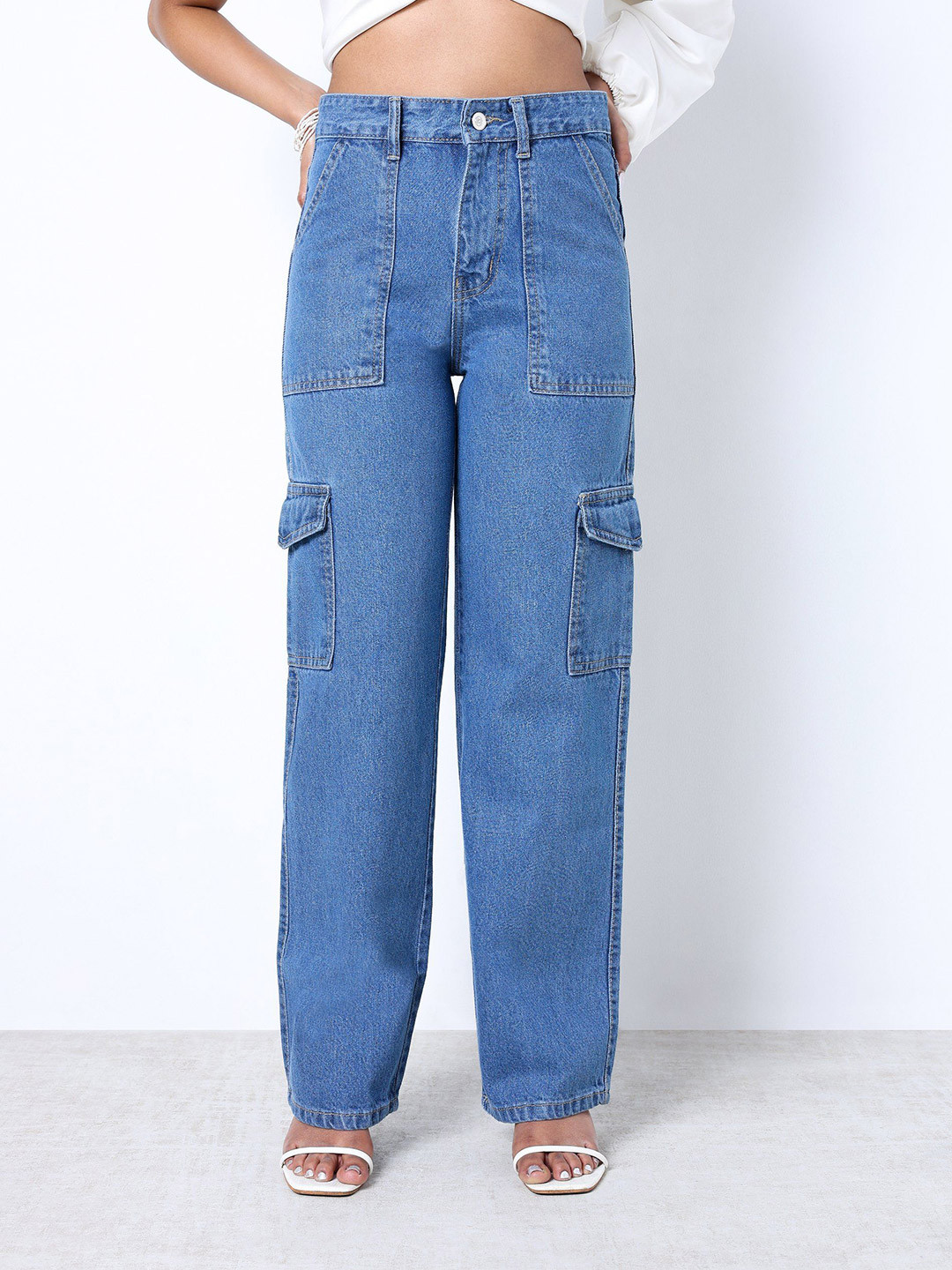 ZUYA Women NON Stretchable Straight Fit DENIM Cargo Jeans In Light Blue Color