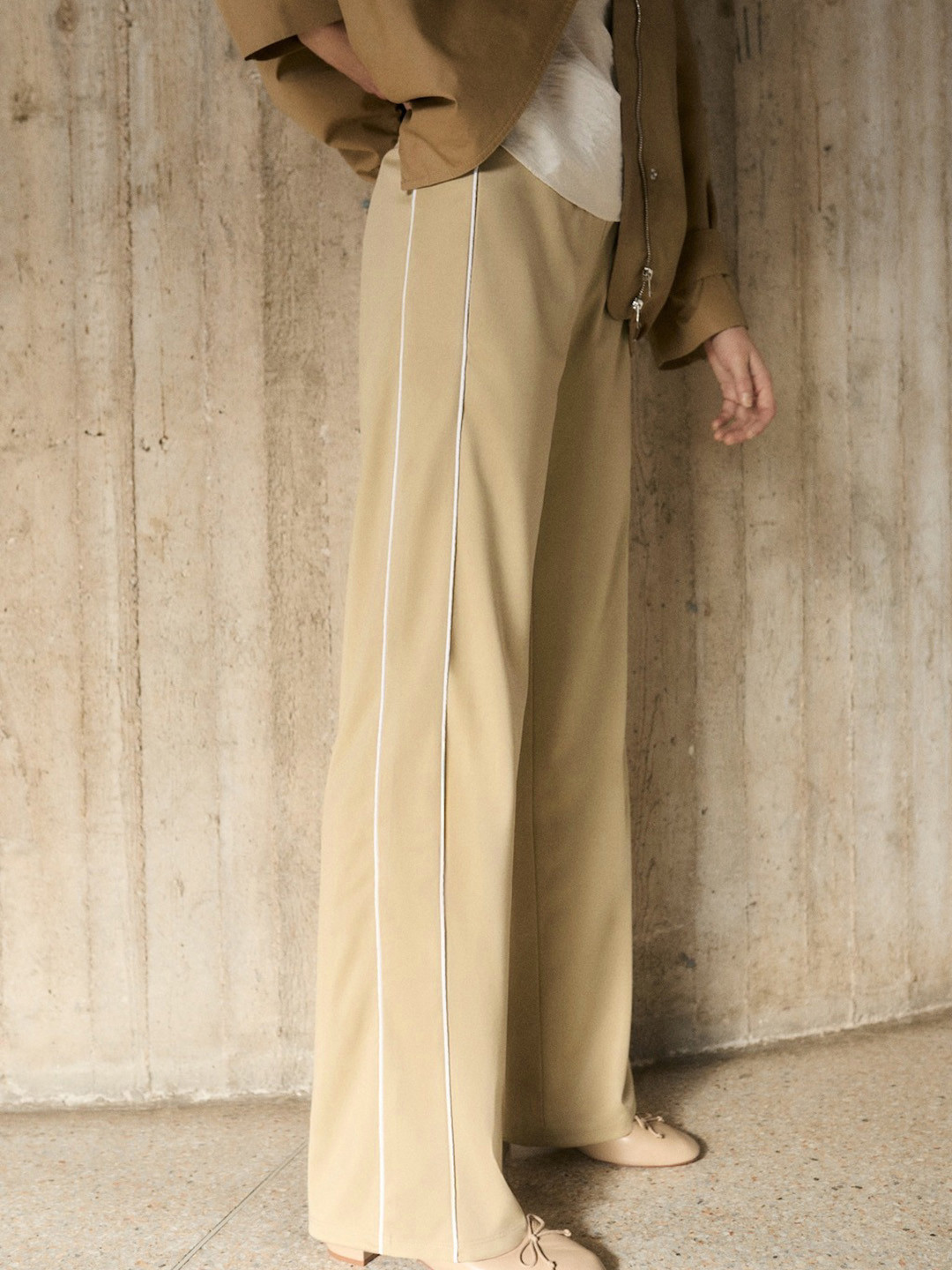MANGO Women Mid-Rise Flared Fit Wide Leg Trousers with Contrast Piping