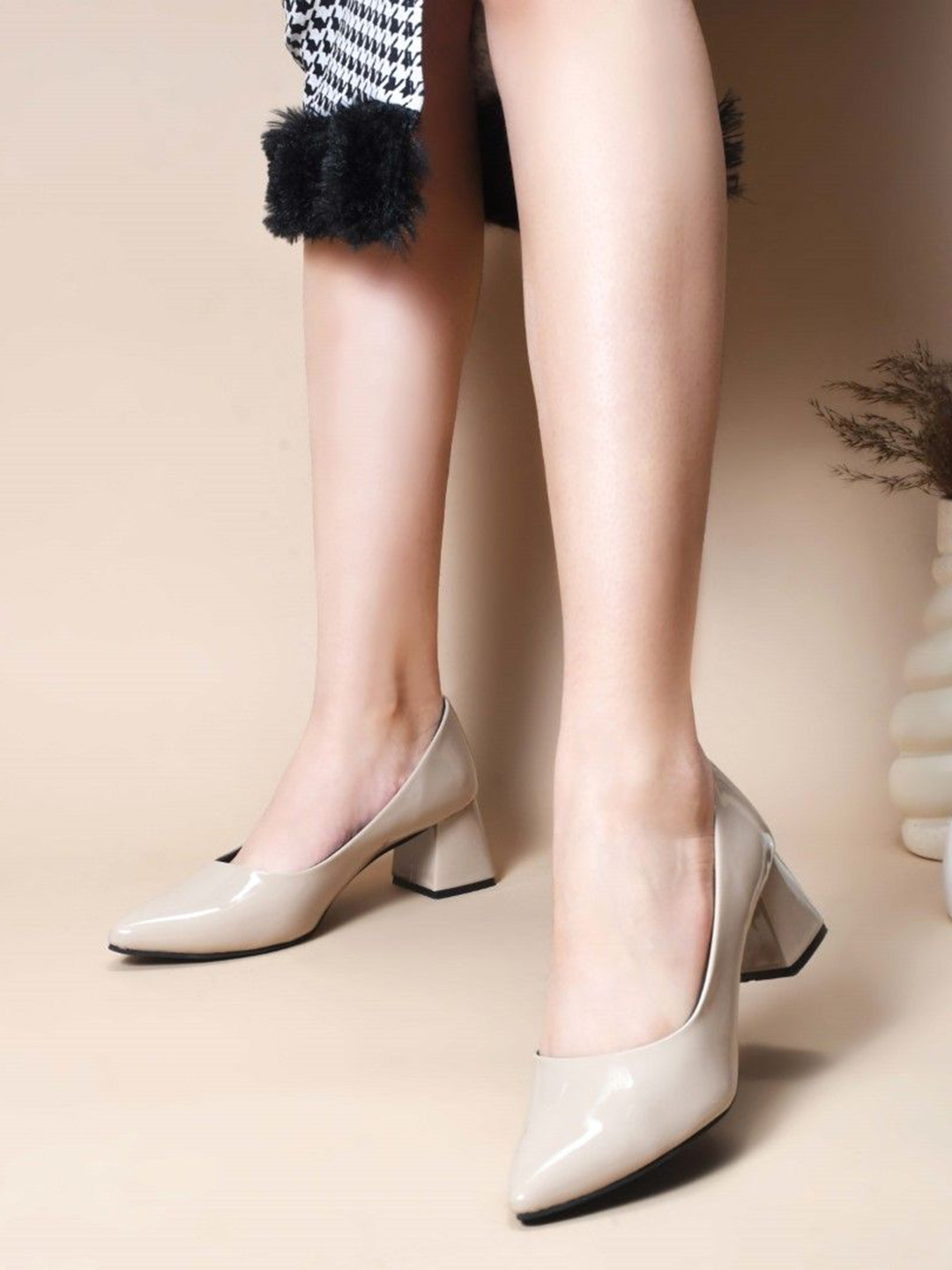 JM Looks Women Classic Glossy Sleek Finish Block Pumps