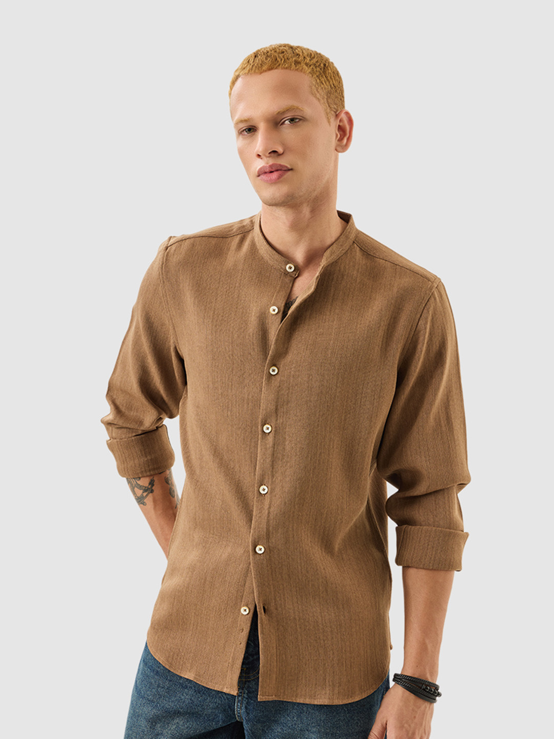 Snitch Men Brown Solid Shirt