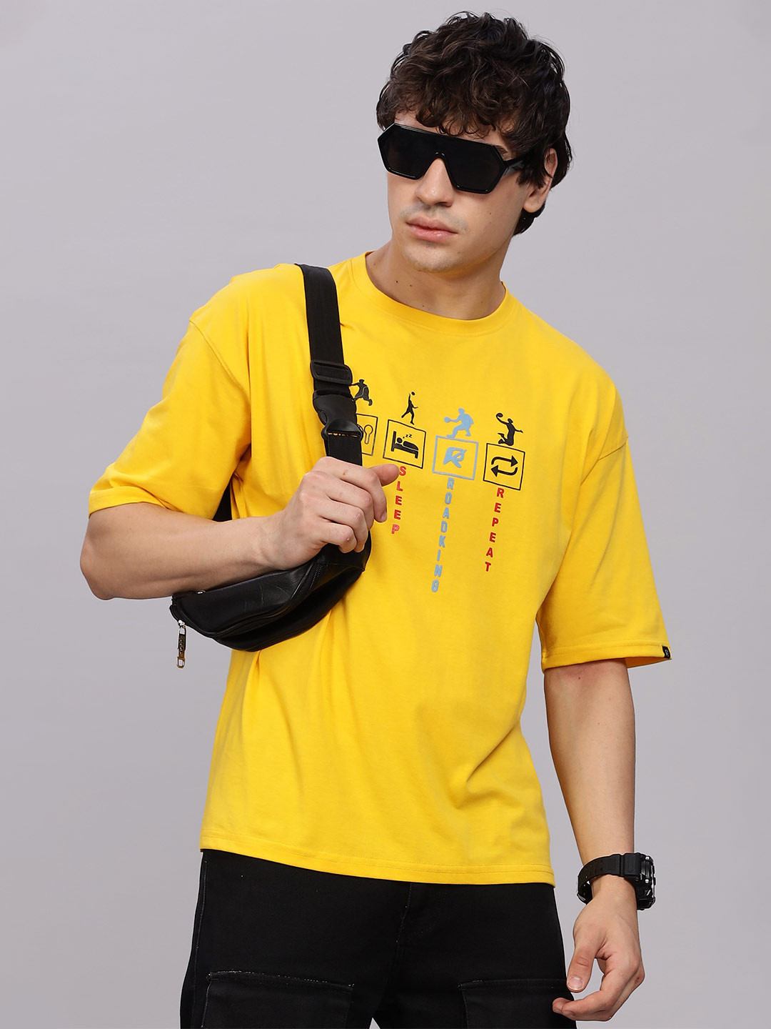 Roadking Men Printed Pockets T-shirt