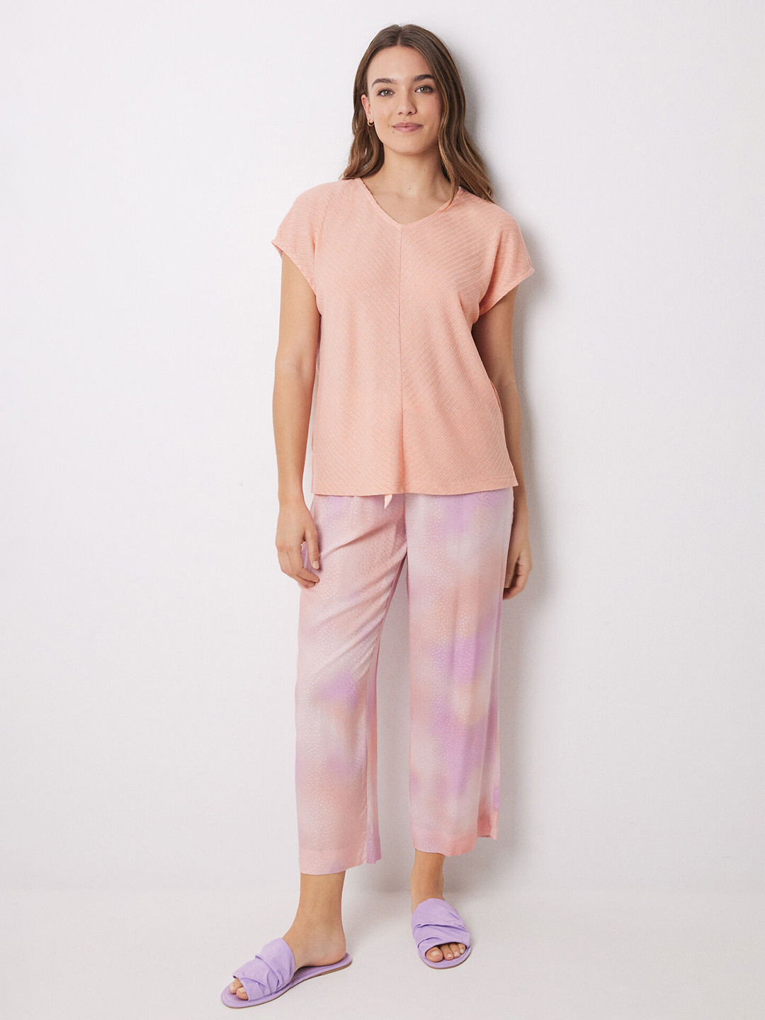 women'secret V-Neck Self Design Textured T-shirt With Dyed Pyjamas