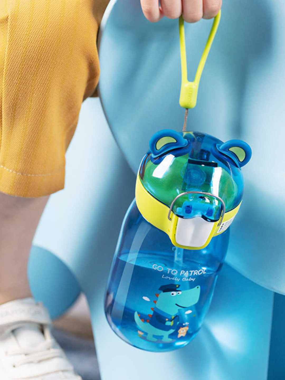 YK Kids Blue Animal Printed Plastic Water Bottle-400ML